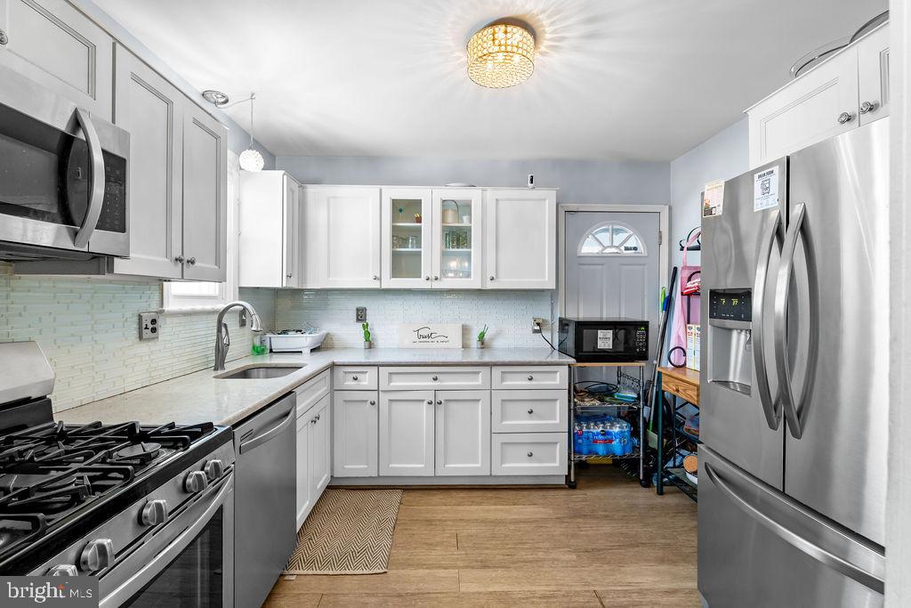 WOODYARD - Residential