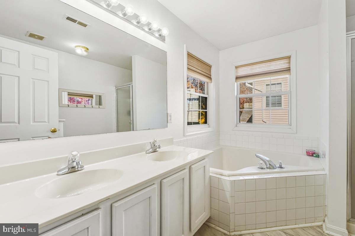 PARK RIDGE - Residential