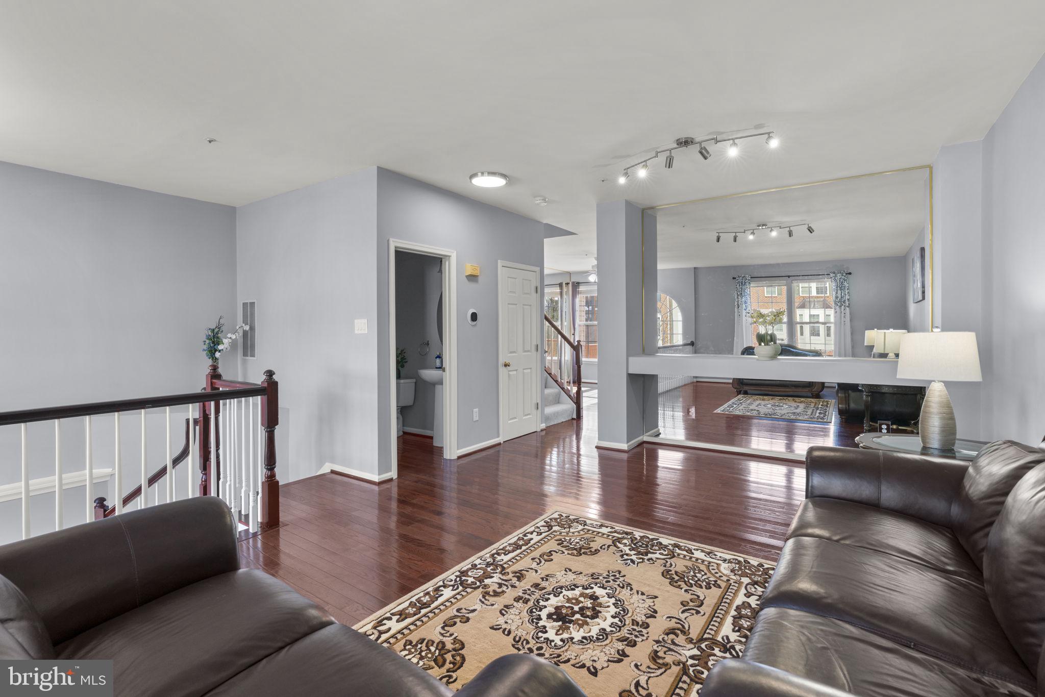 8746 STONEHOUSE DRIVE