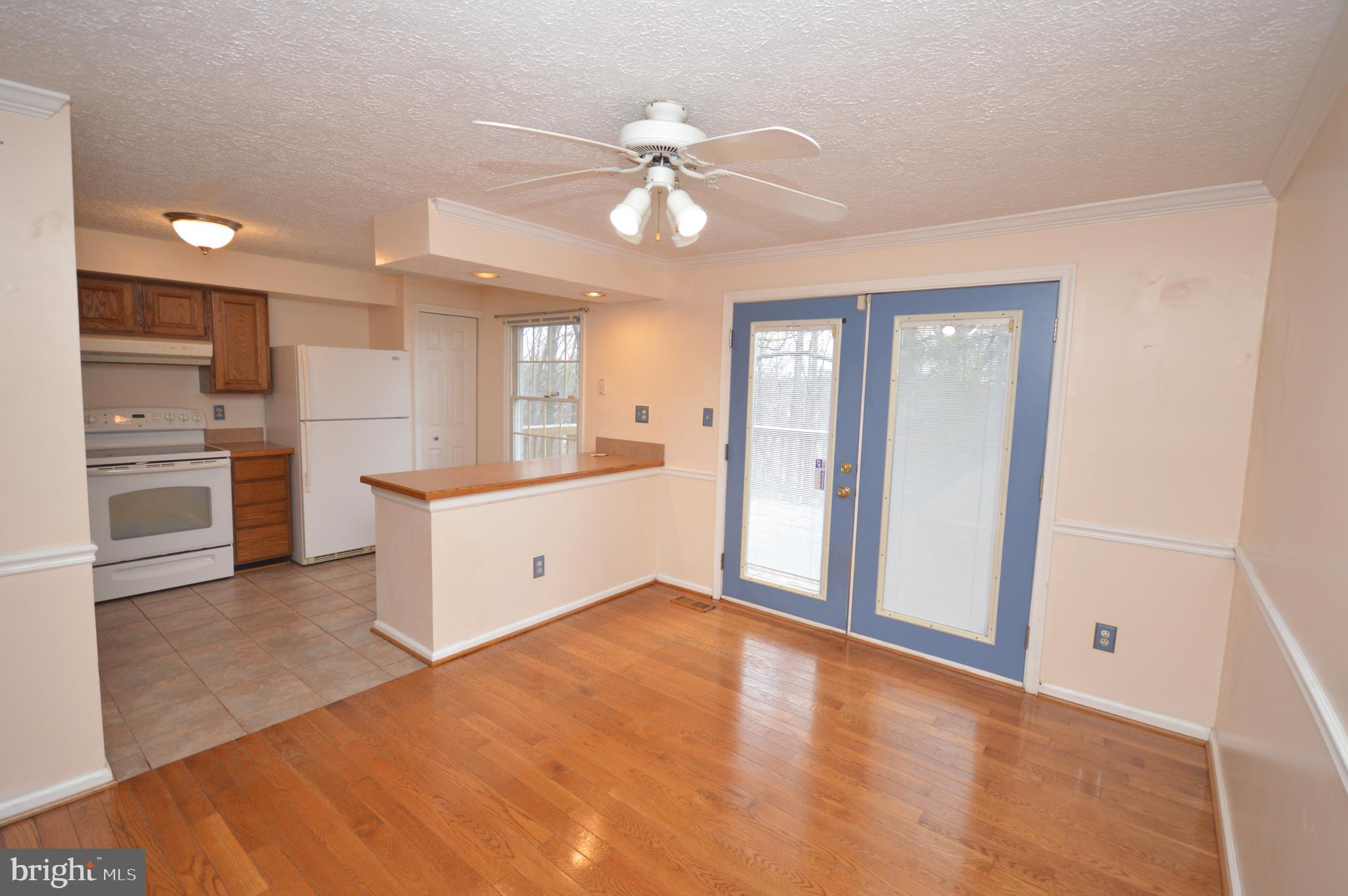 HOLLYMEAD - Residential Lease