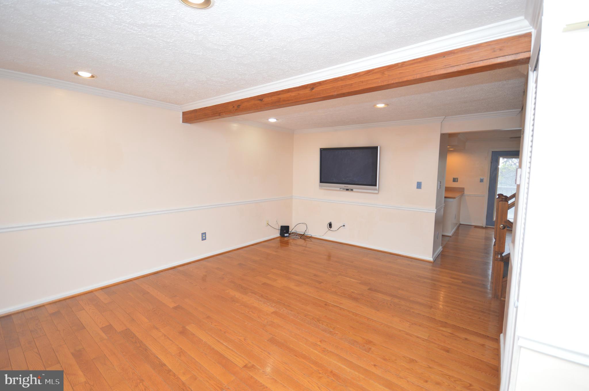 HOLLYMEAD - Residential Lease