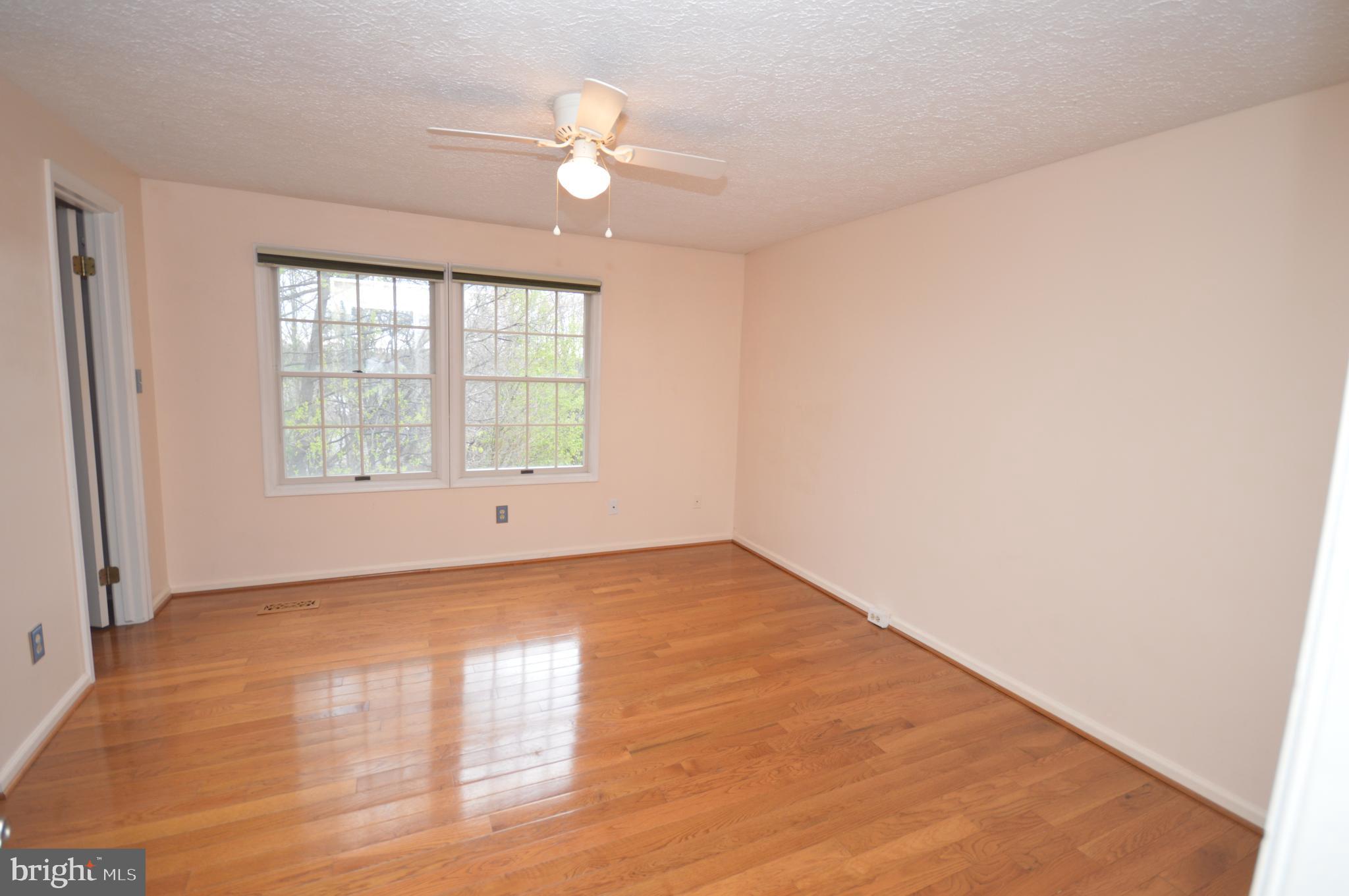 HOLLYMEAD - Residential Lease