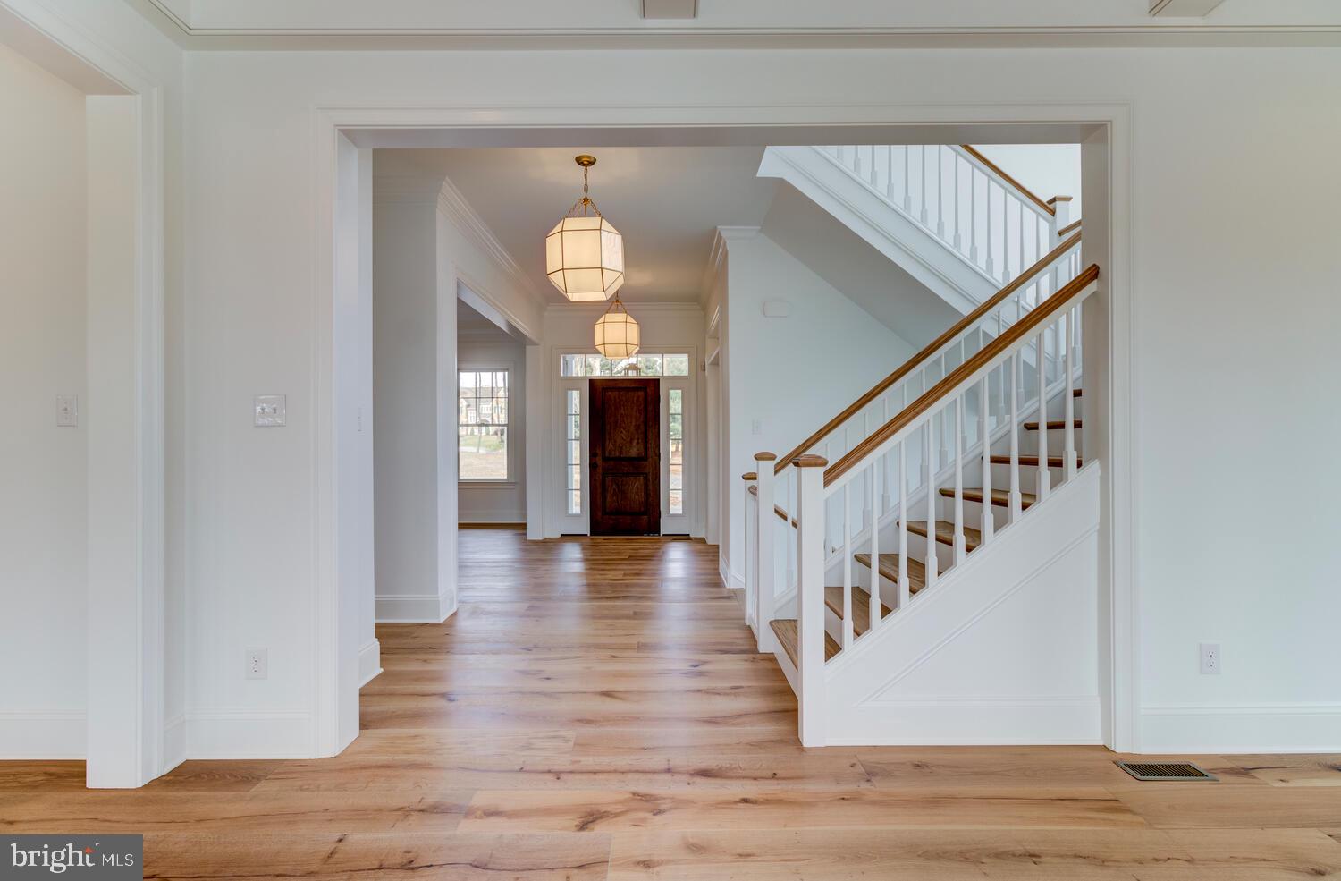 RADNOR HUNT - Residential