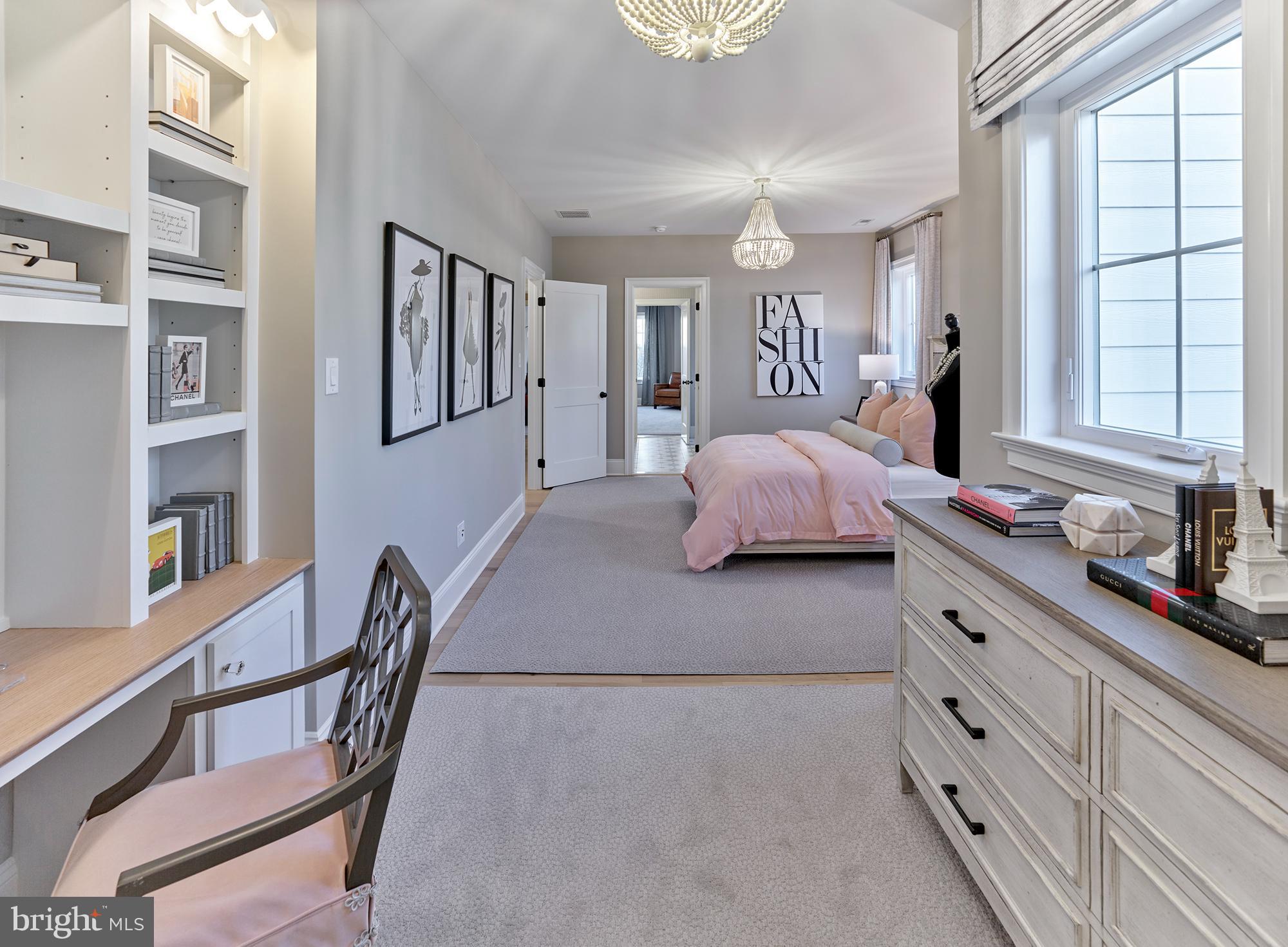 RADNOR HUNT - Residential