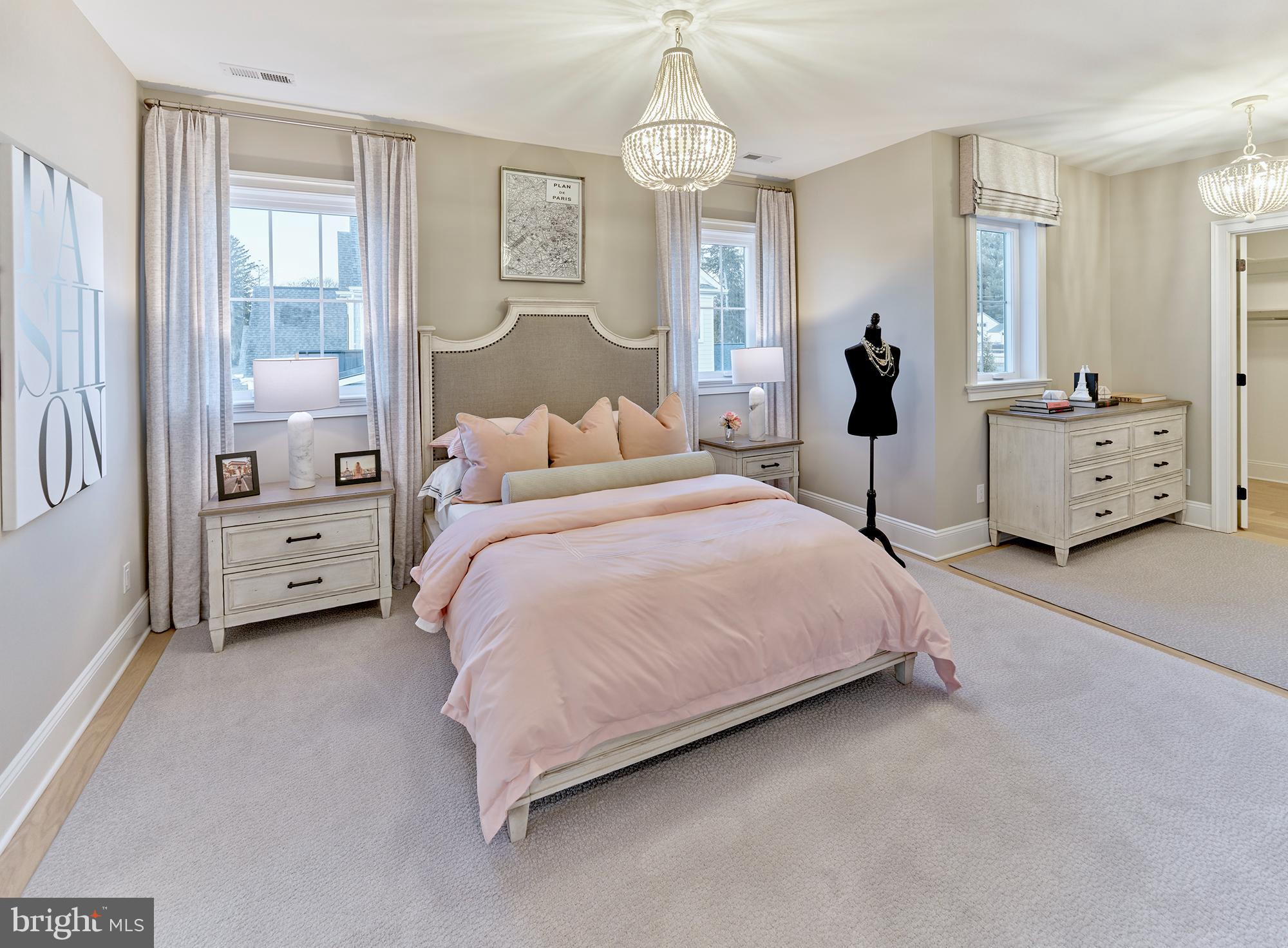 RADNOR HUNT - Residential