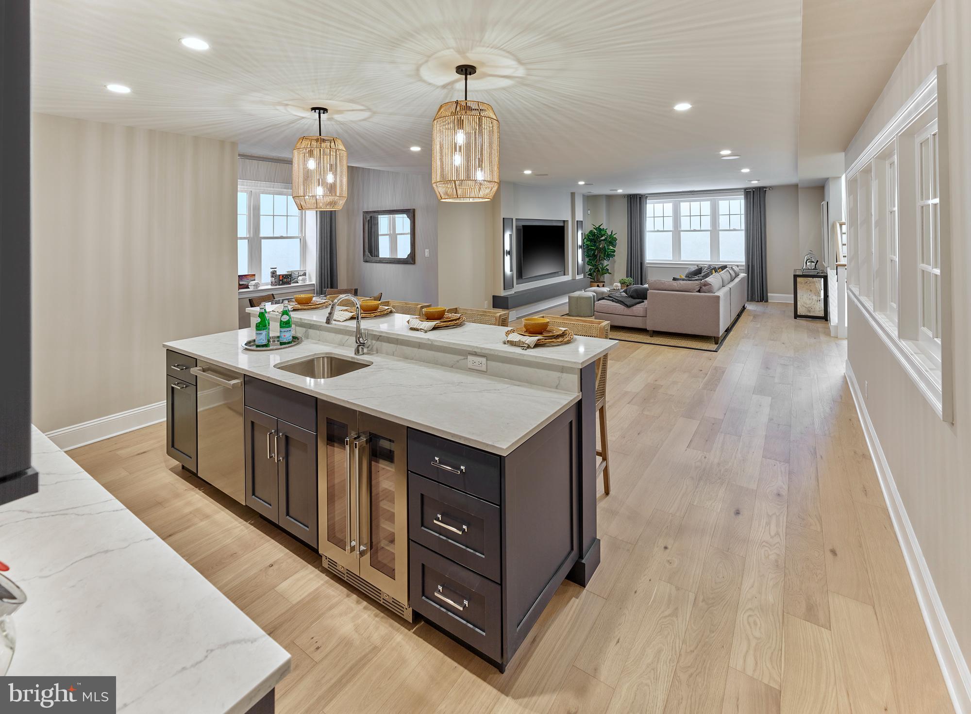 RADNOR HUNT - Residential