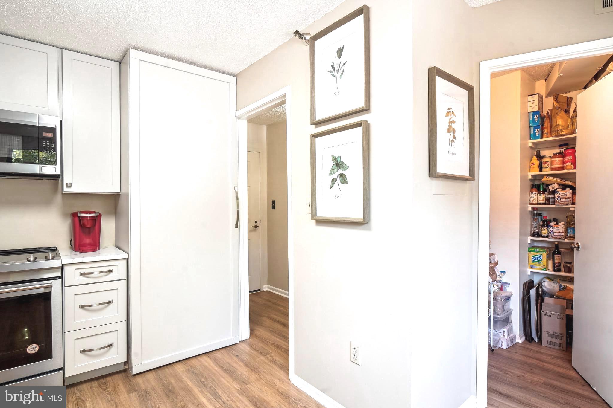 LEISURE WORLD - Residential