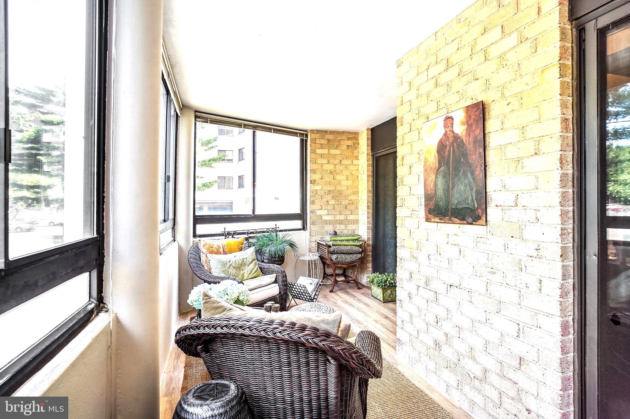 LEISURE WORLD - Residential