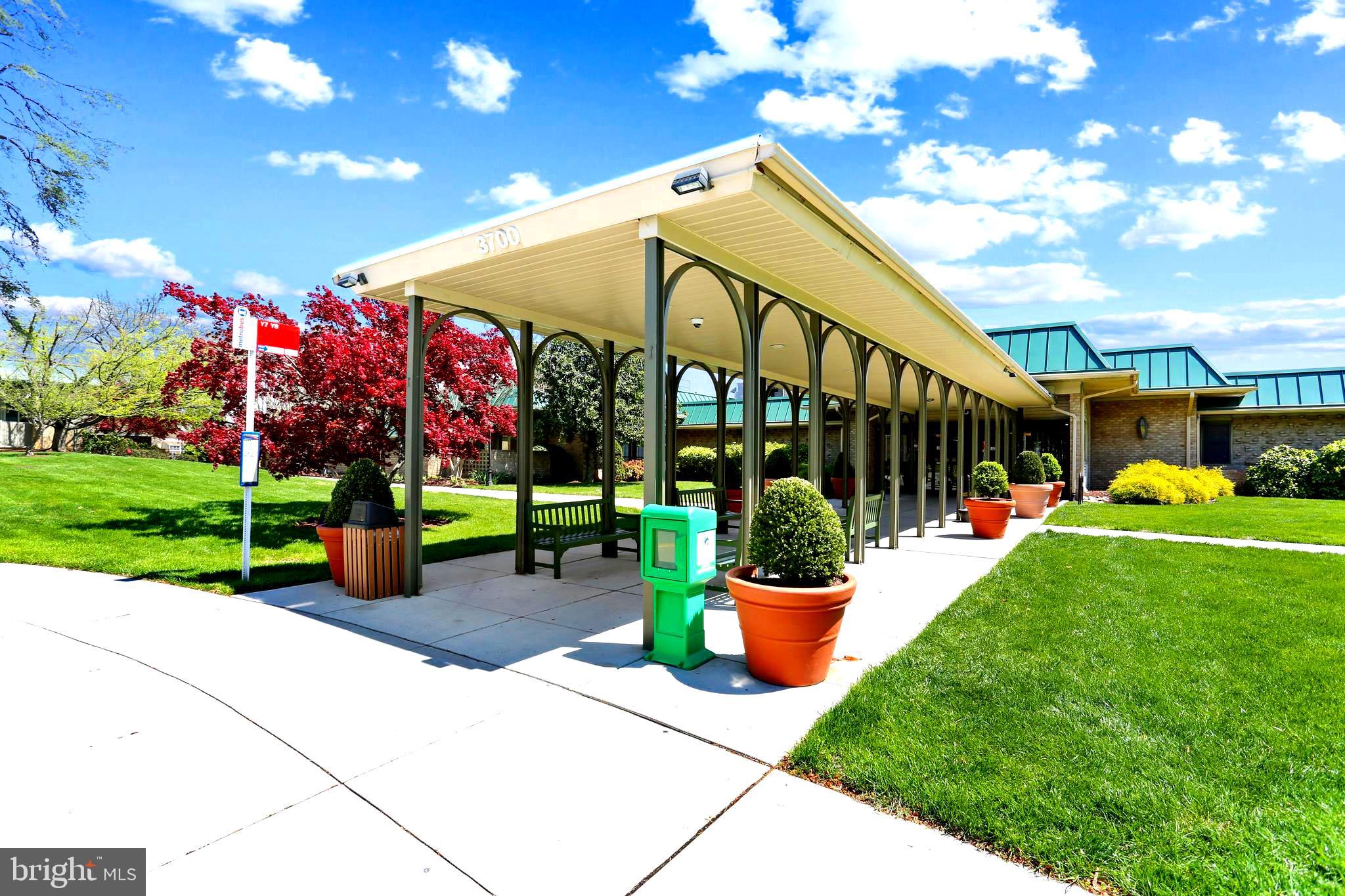 LEISURE WORLD - Residential