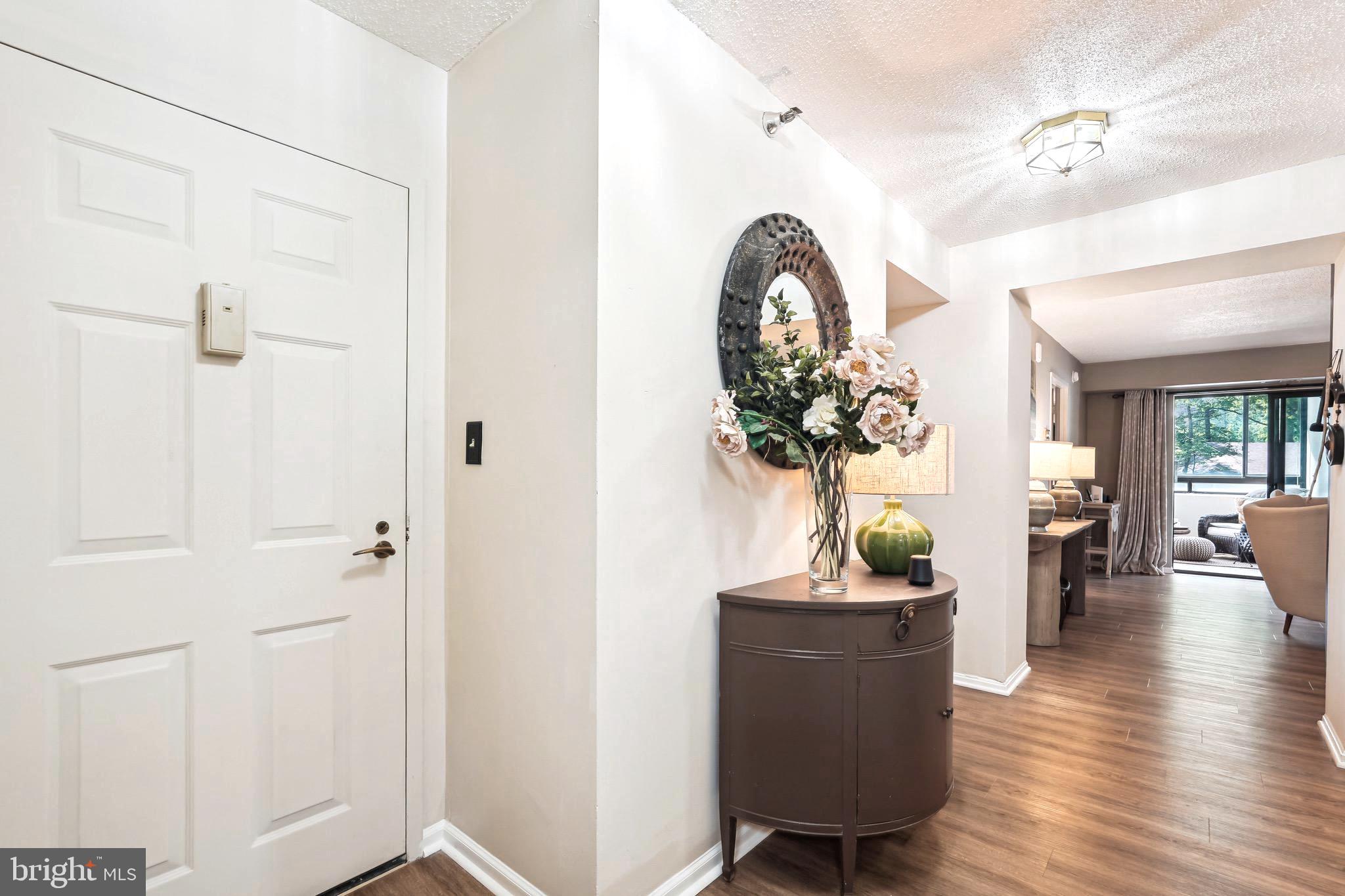 LEISURE WORLD - Residential