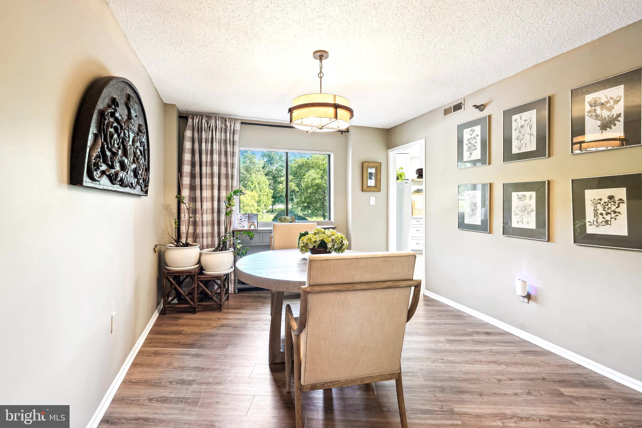 LEISURE WORLD - Residential