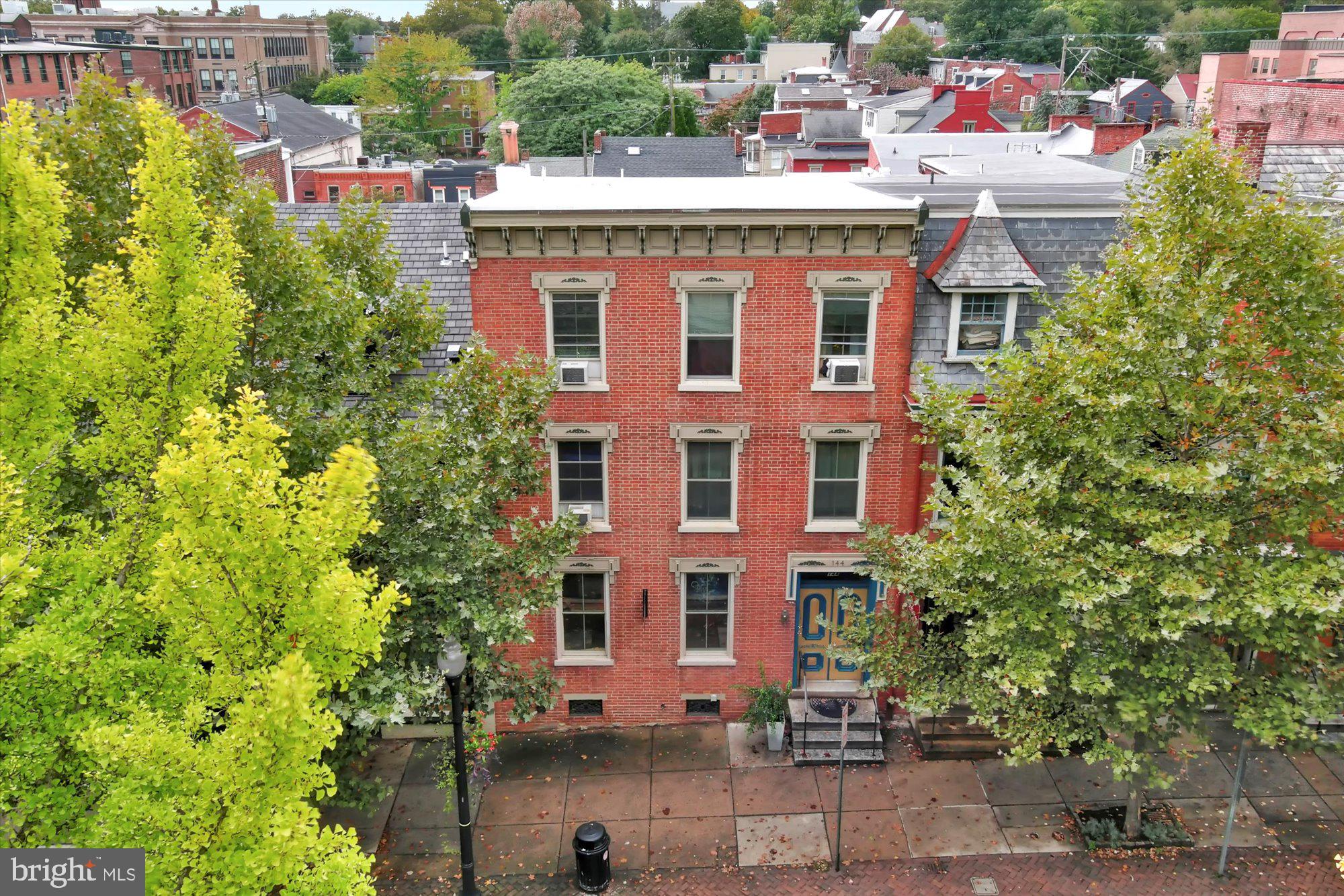 LANCASTER CITY WARD 1 - Commercial Sale