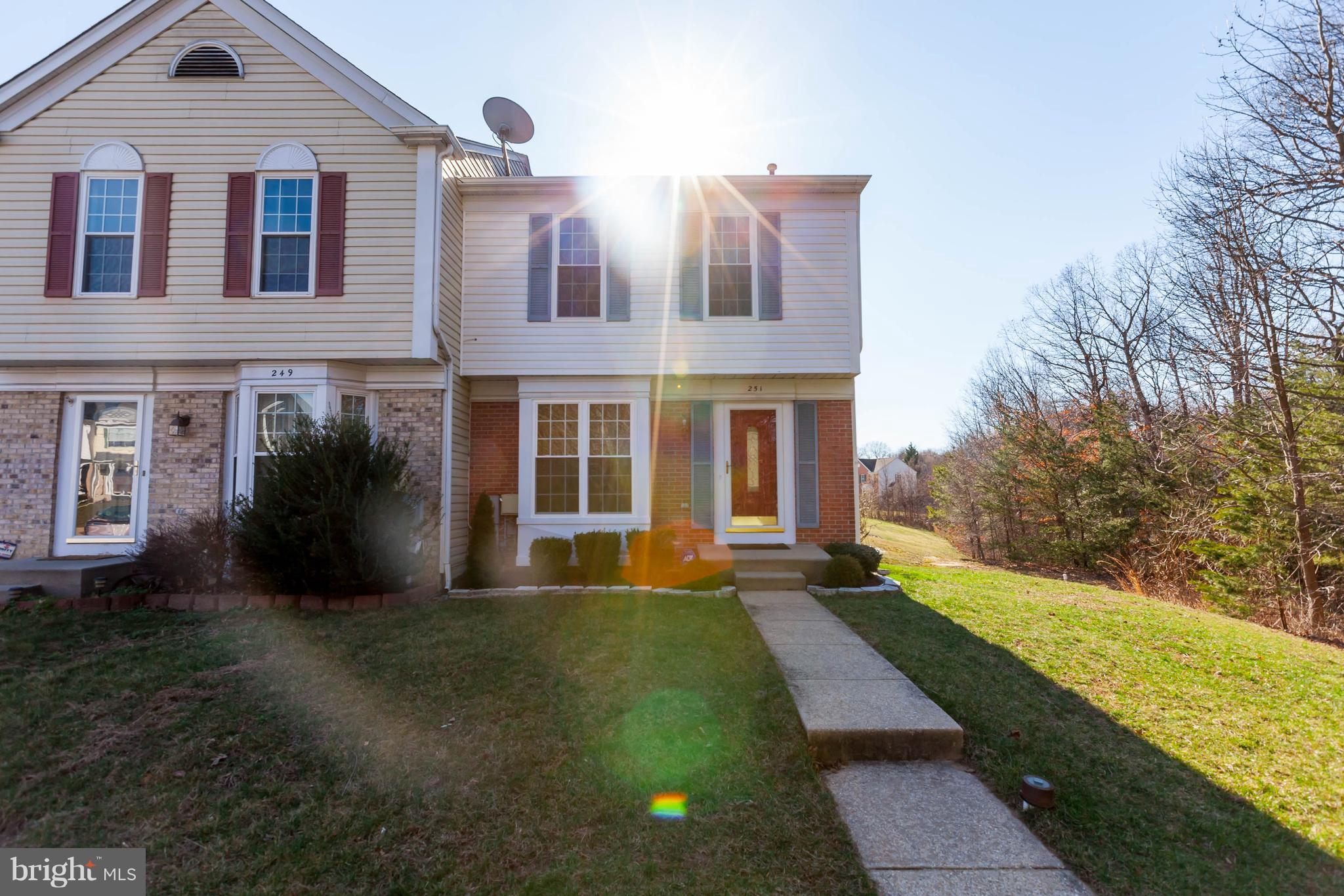 SEVEN OAKS - Residential