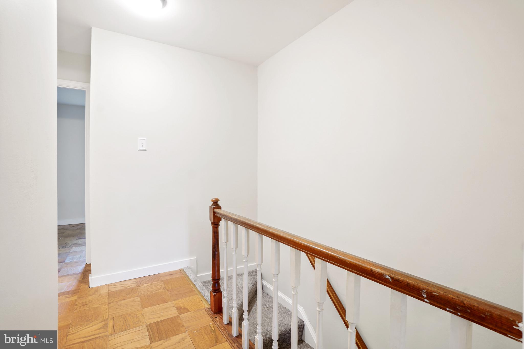 OAKLAND MILLS - Residential