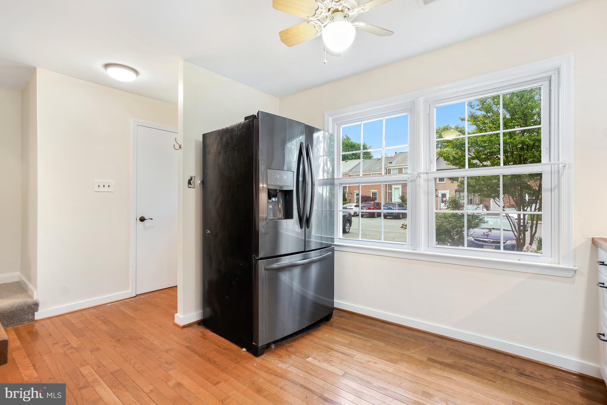 OAKLAND MILLS - Residential