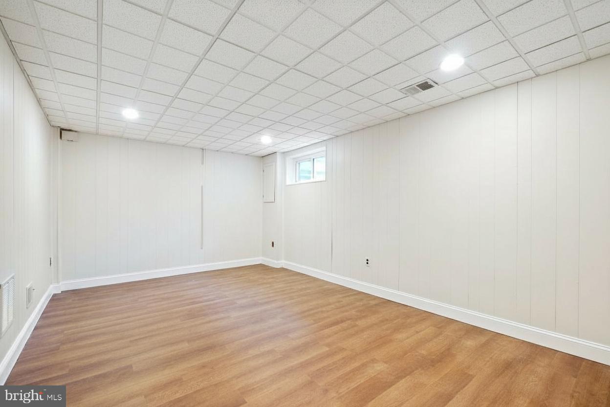 OAKLAND MILLS - Residential