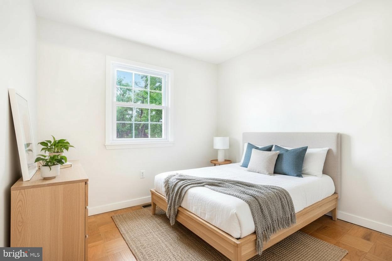 OAKLAND MILLS - Residential