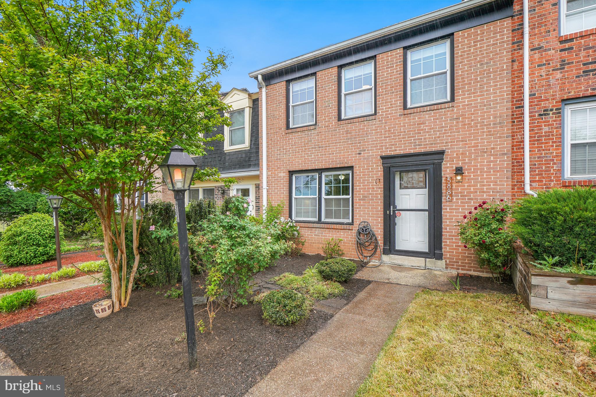OAKLAND MILLS - Residential