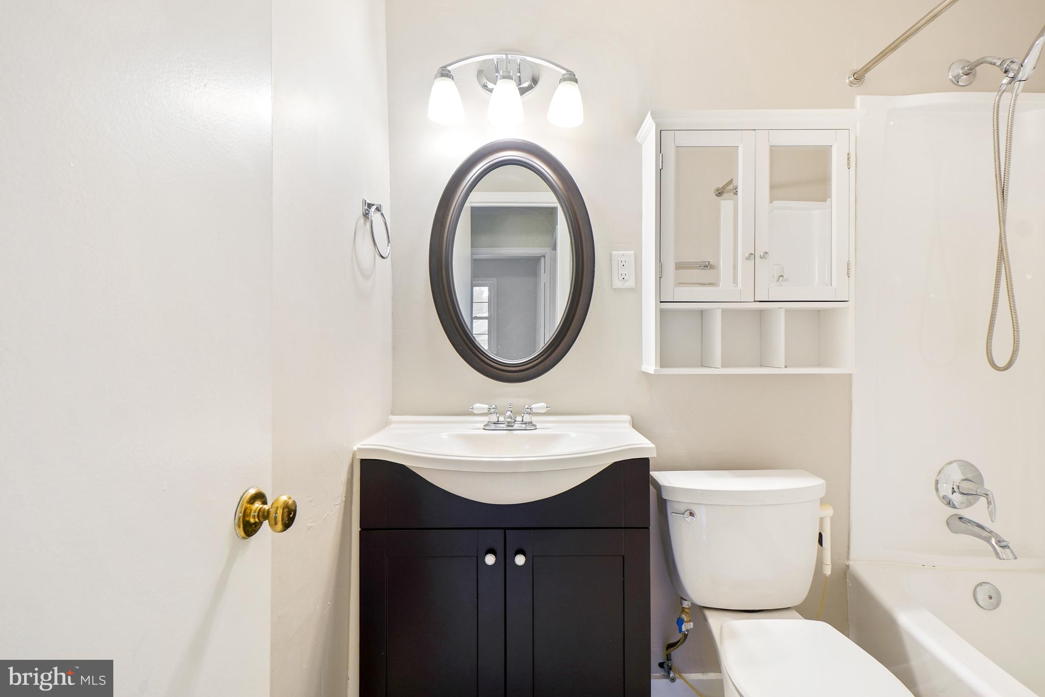 OAKLAND MILLS - Residential