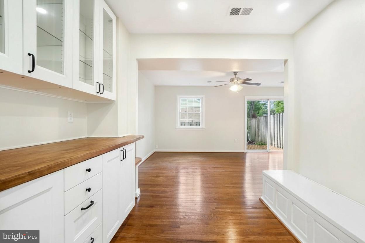 OAKLAND MILLS - Residential