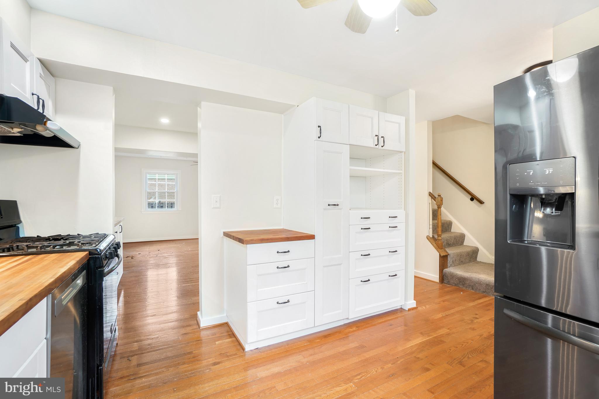 OAKLAND MILLS - Residential