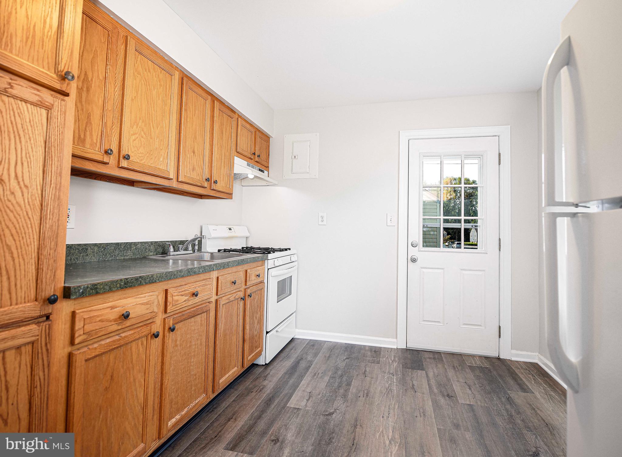 NORTH DEEN - Residential