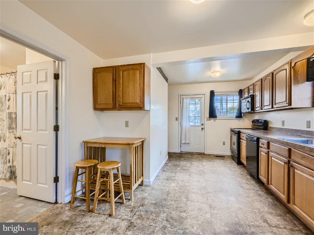 MIDDLE RIVER - Residential