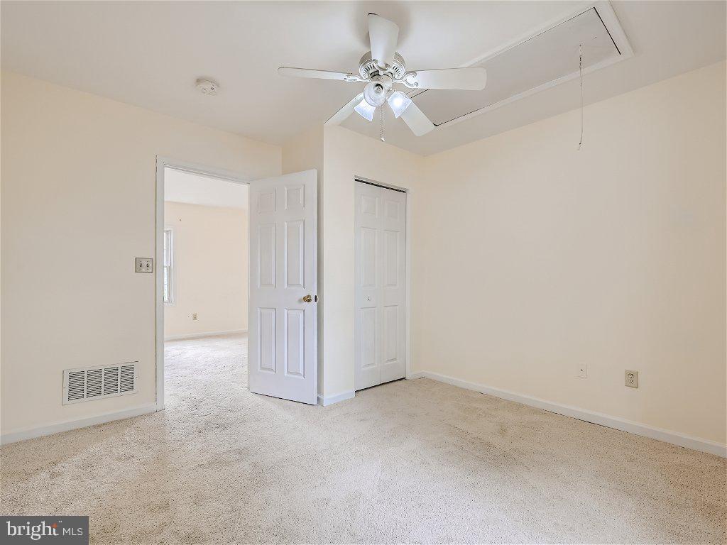 MIDDLE RIVER - Residential