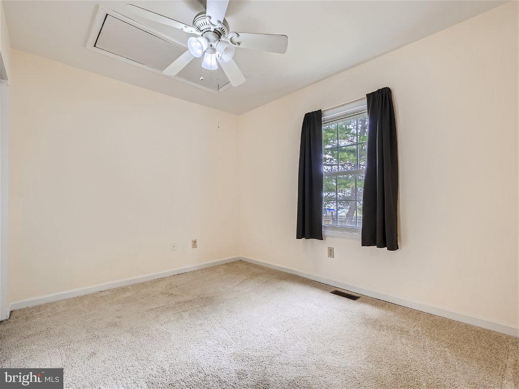 MIDDLE RIVER - Residential