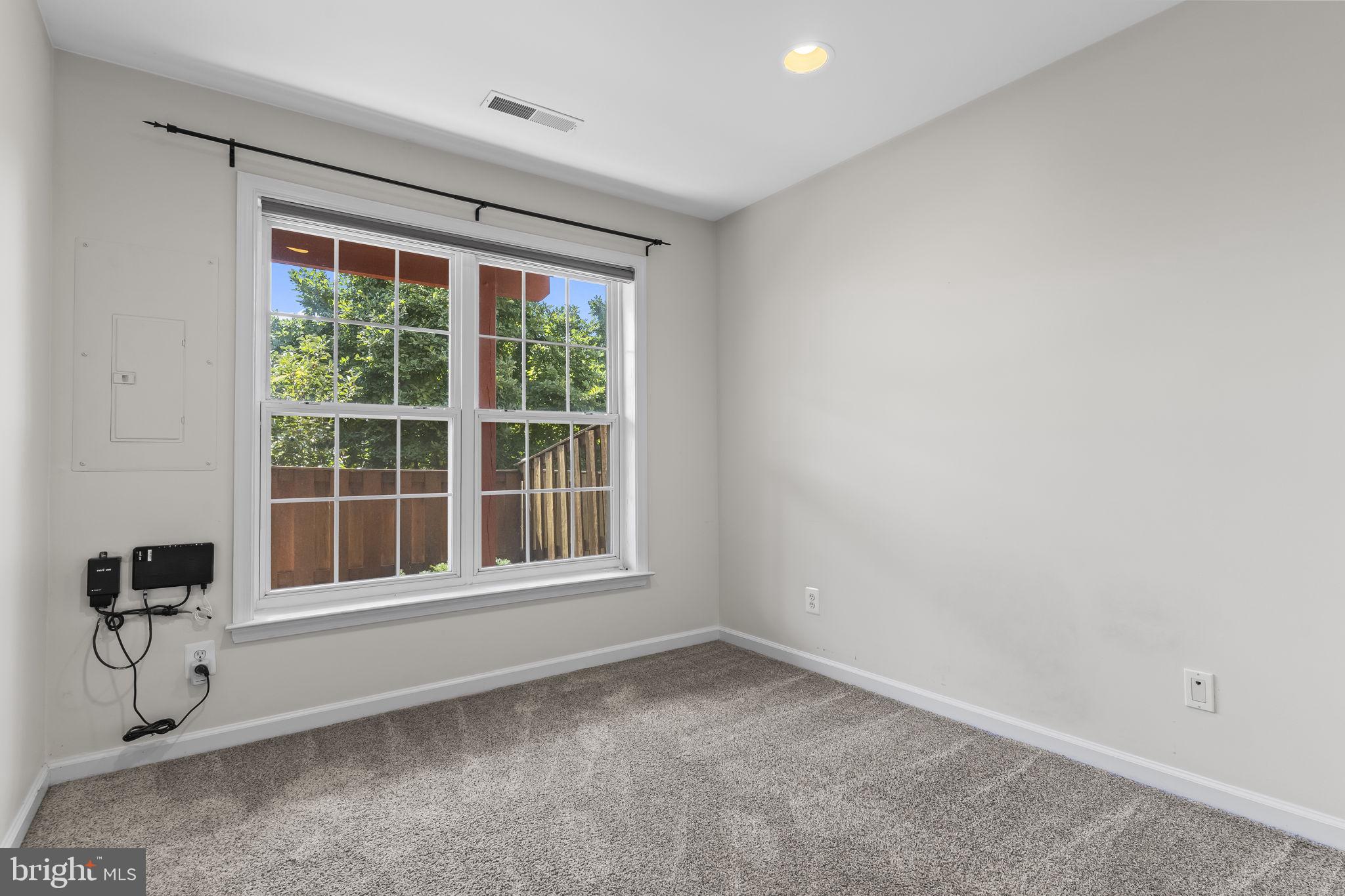 OVERLOOK - Residential Lease