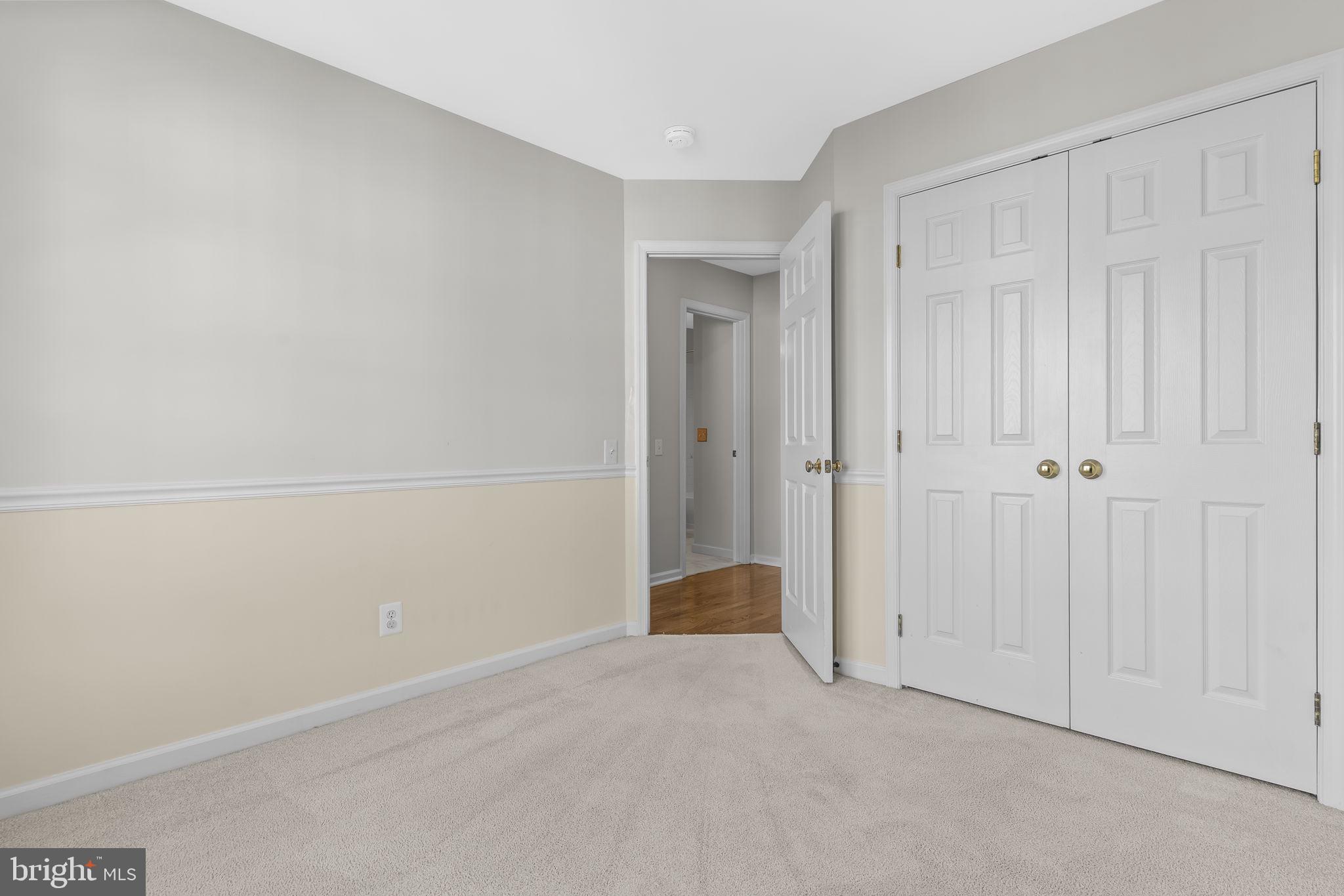 OVERLOOK - Residential Lease