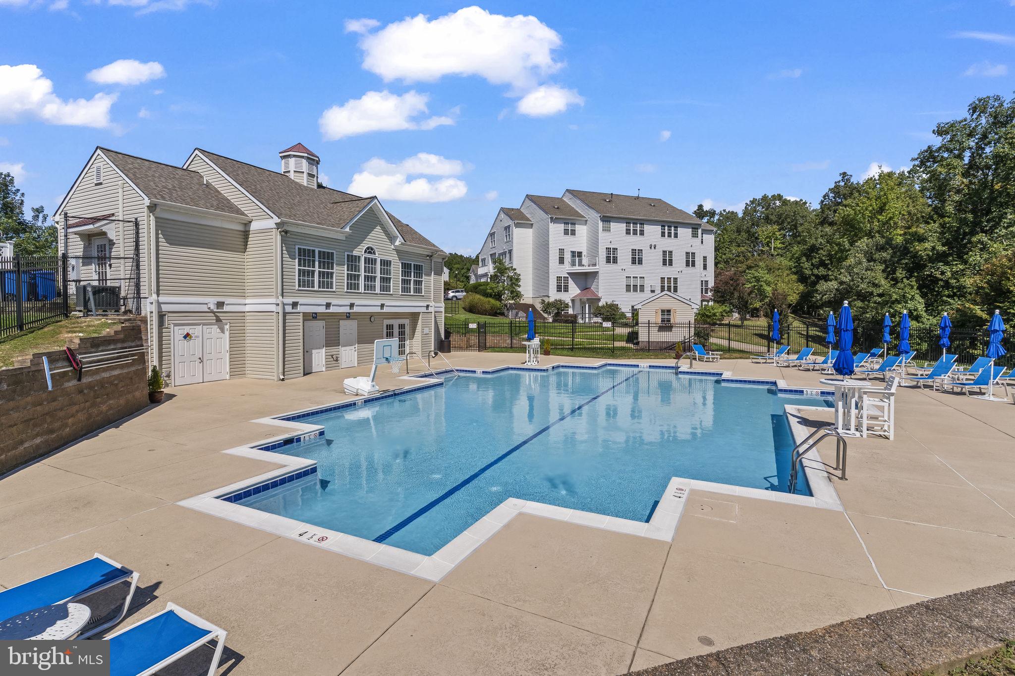 OVERLOOK - Residential Lease