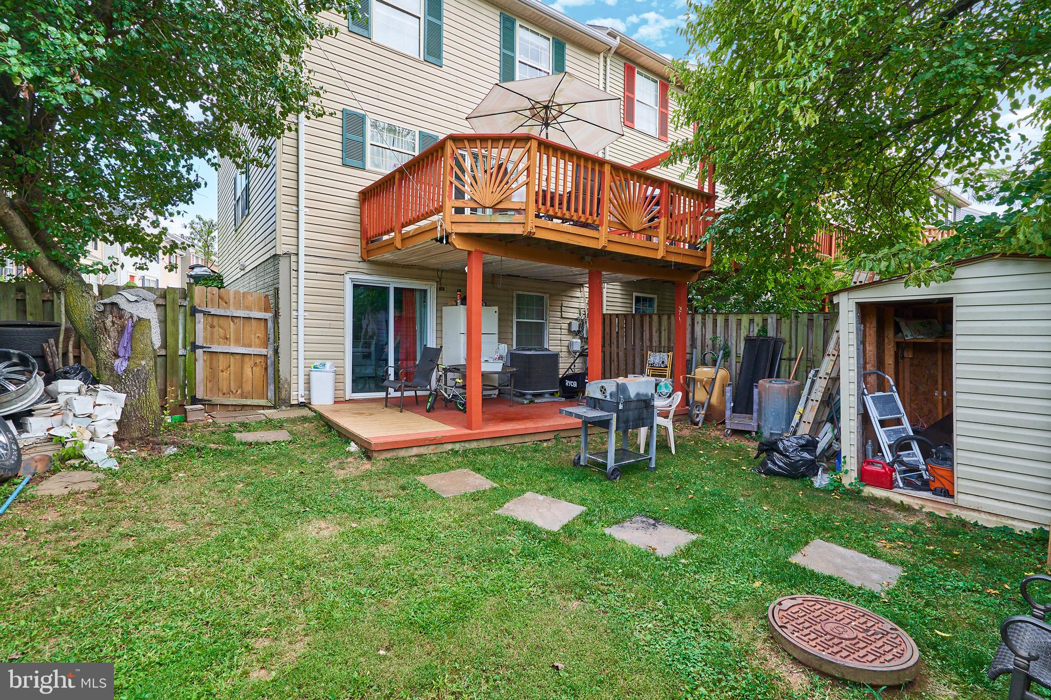 POINT OF WOODS EAST - Residential