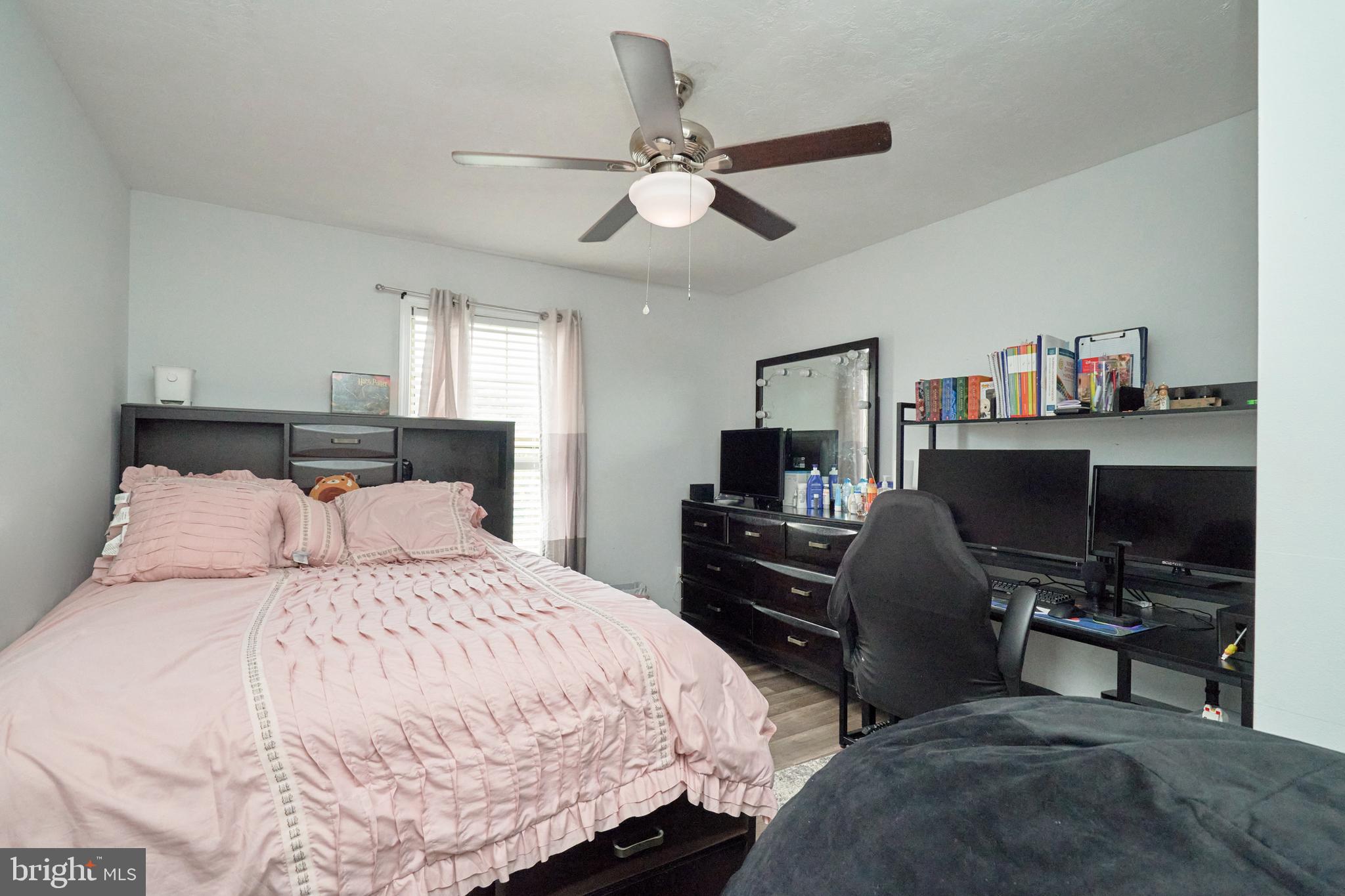 POINT OF WOODS EAST - Residential