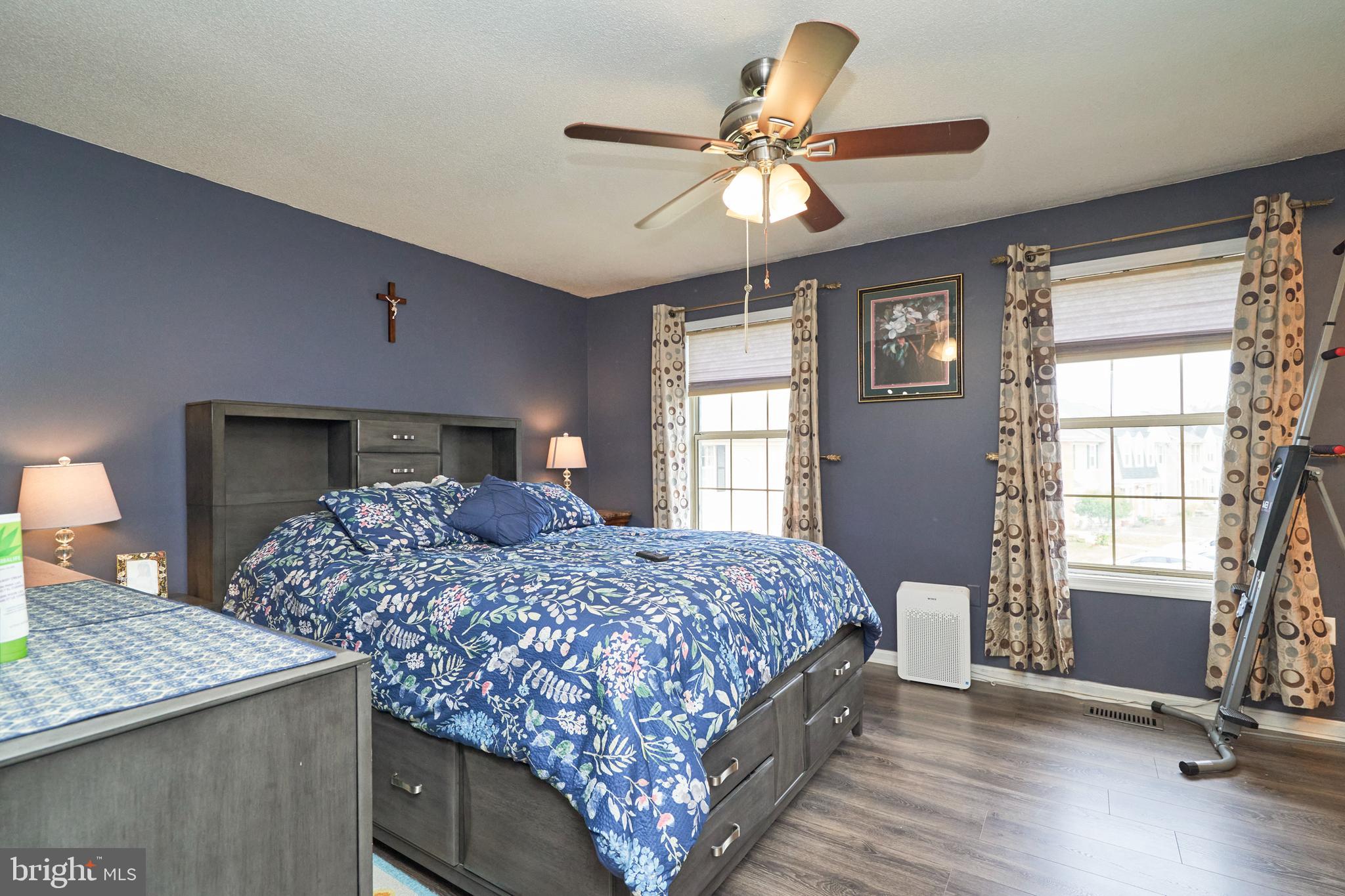 POINT OF WOODS EAST - Residential