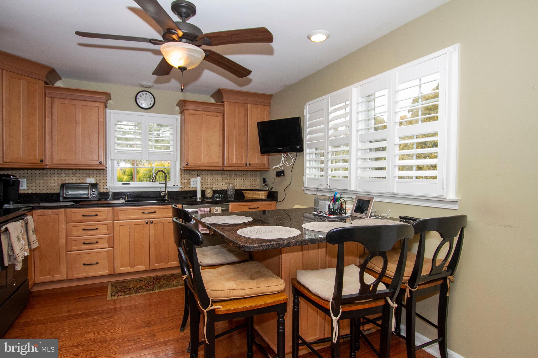 WOODSIDE - Residential