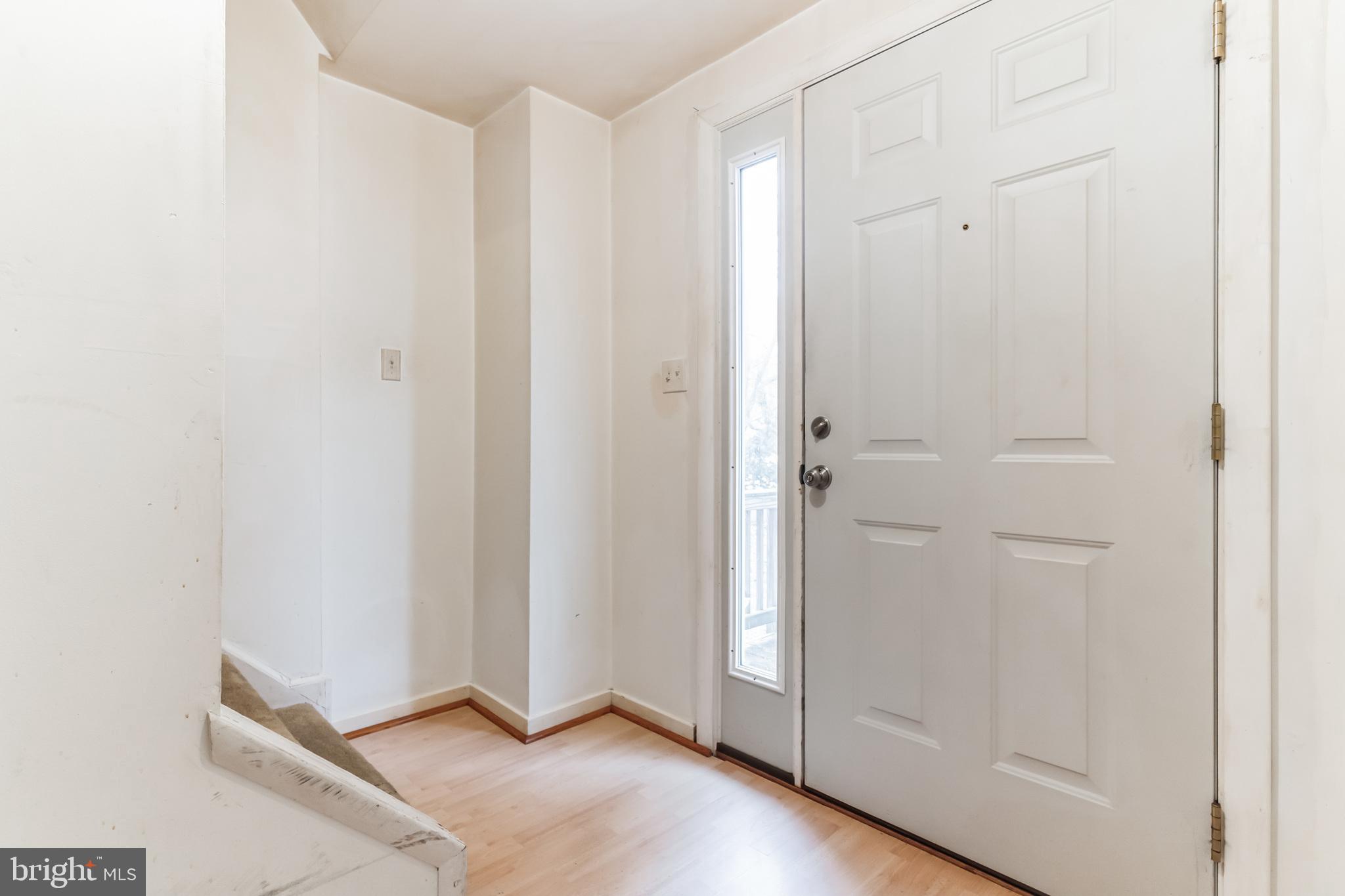 RESTON - Residential