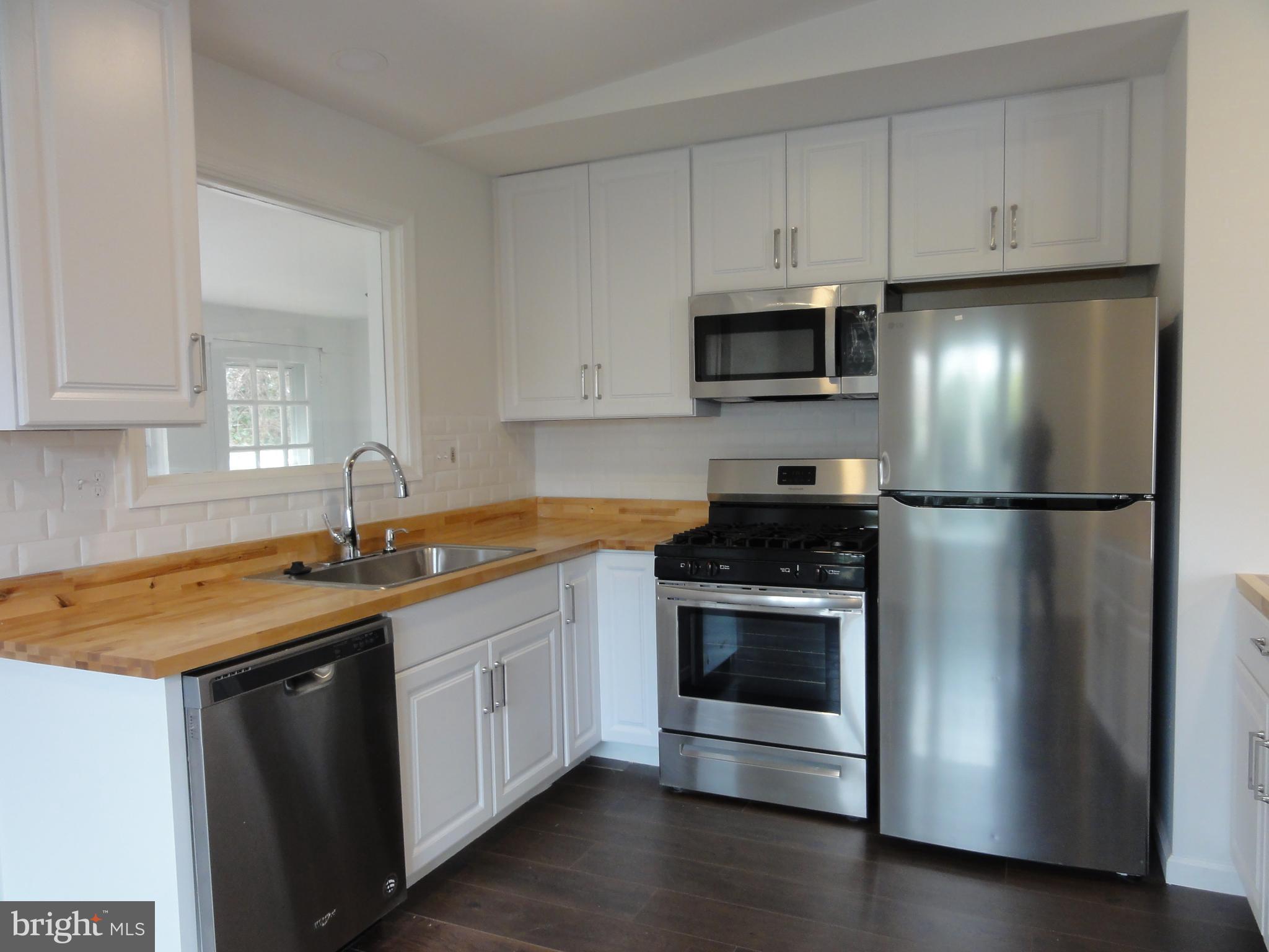 WOODLEY - Residential Lease