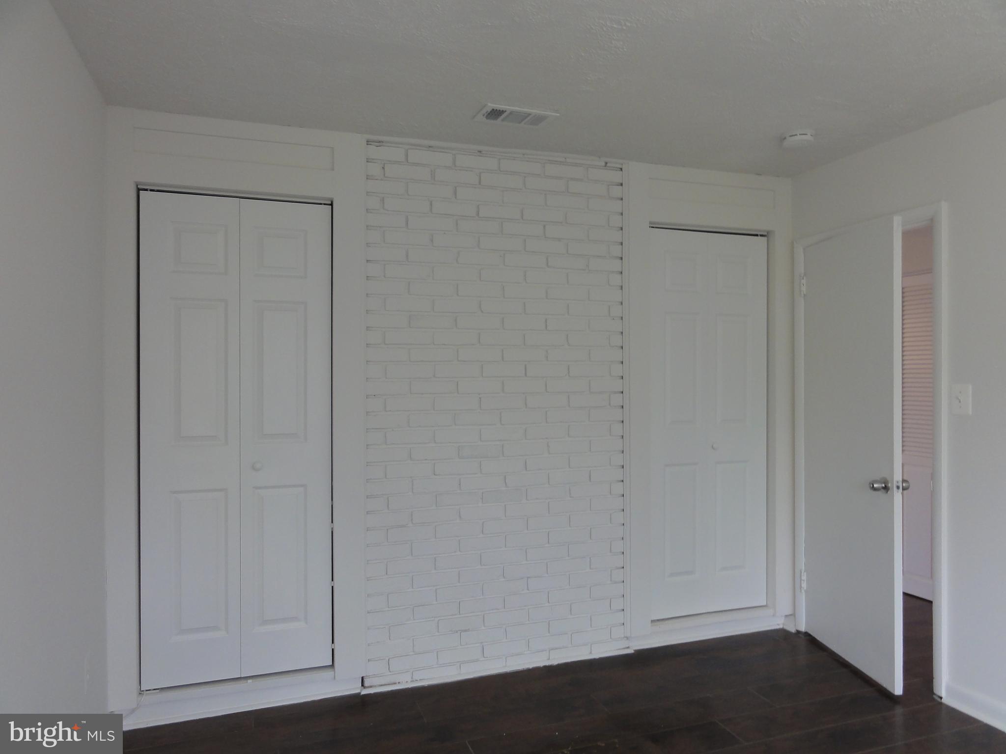 WOODLEY - Residential Lease