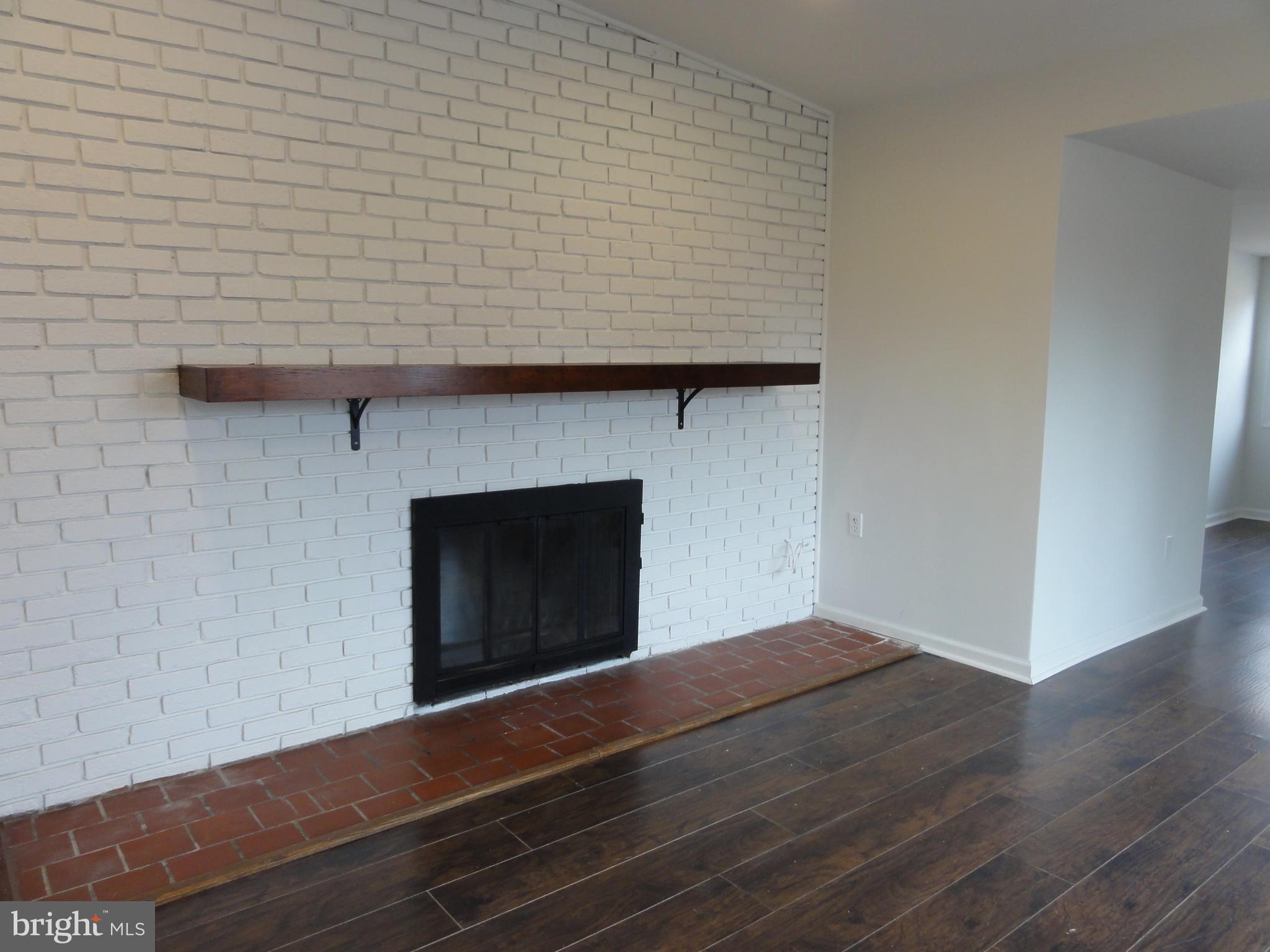 WOODLEY - Residential Lease