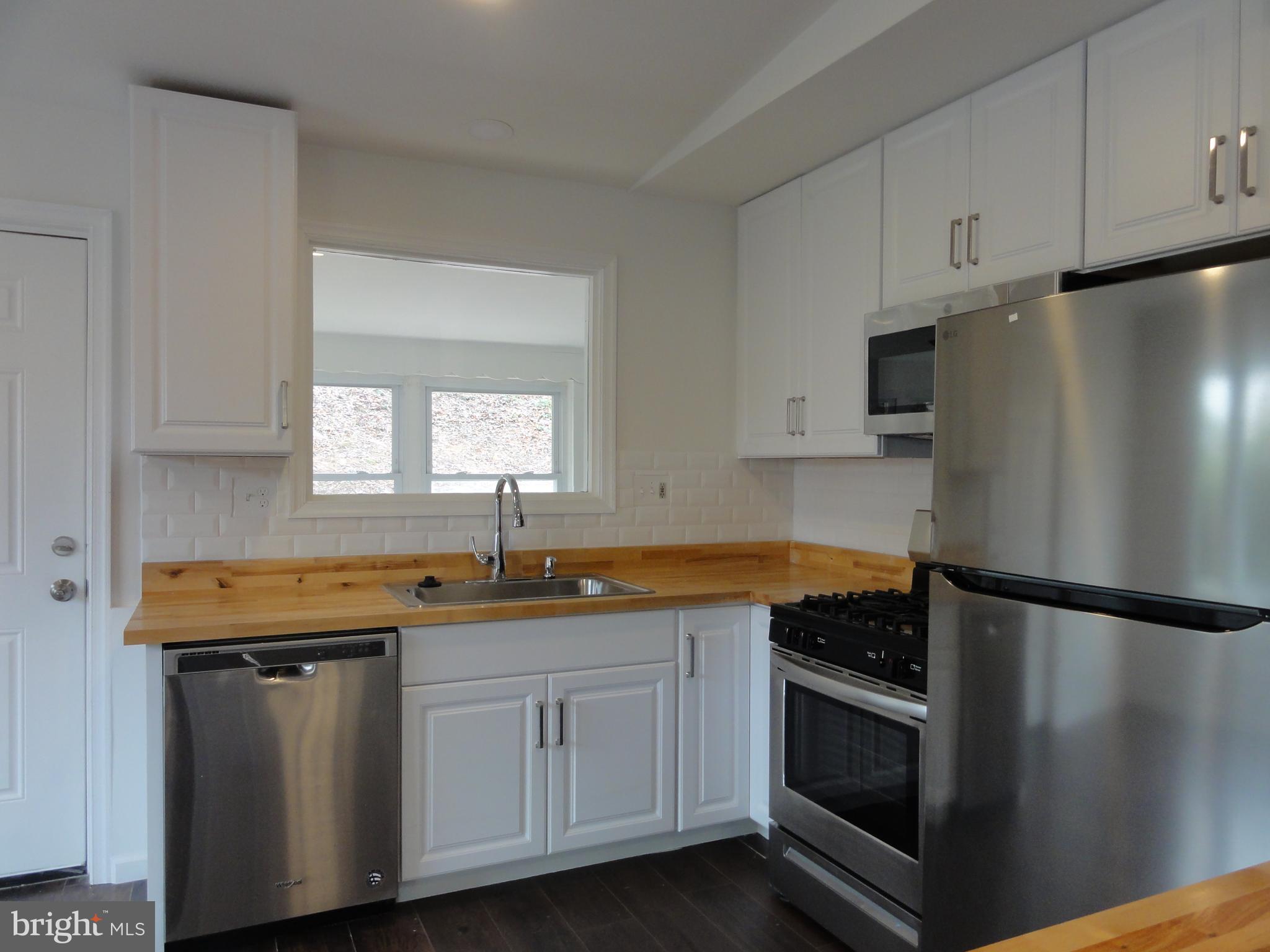 WOODLEY - Residential Lease