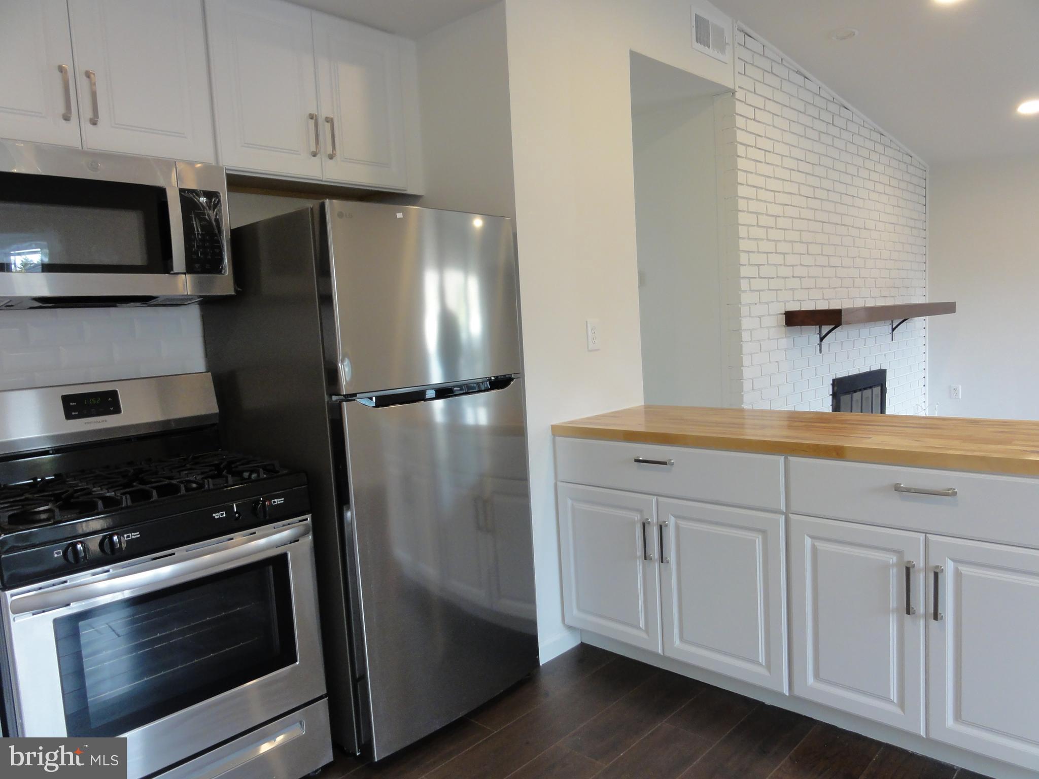 WOODLEY - Residential Lease