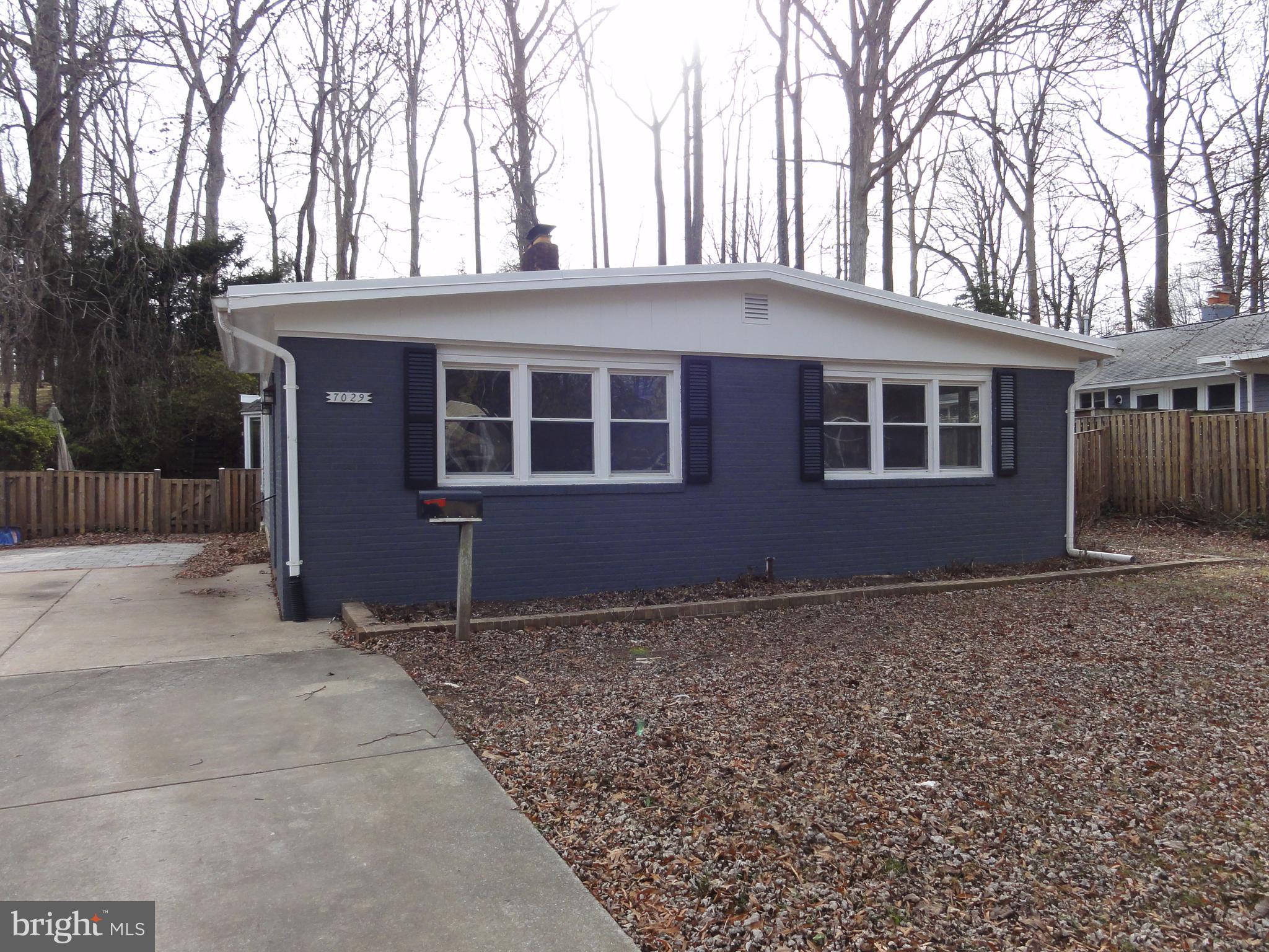 WOODLEY - Residential Lease