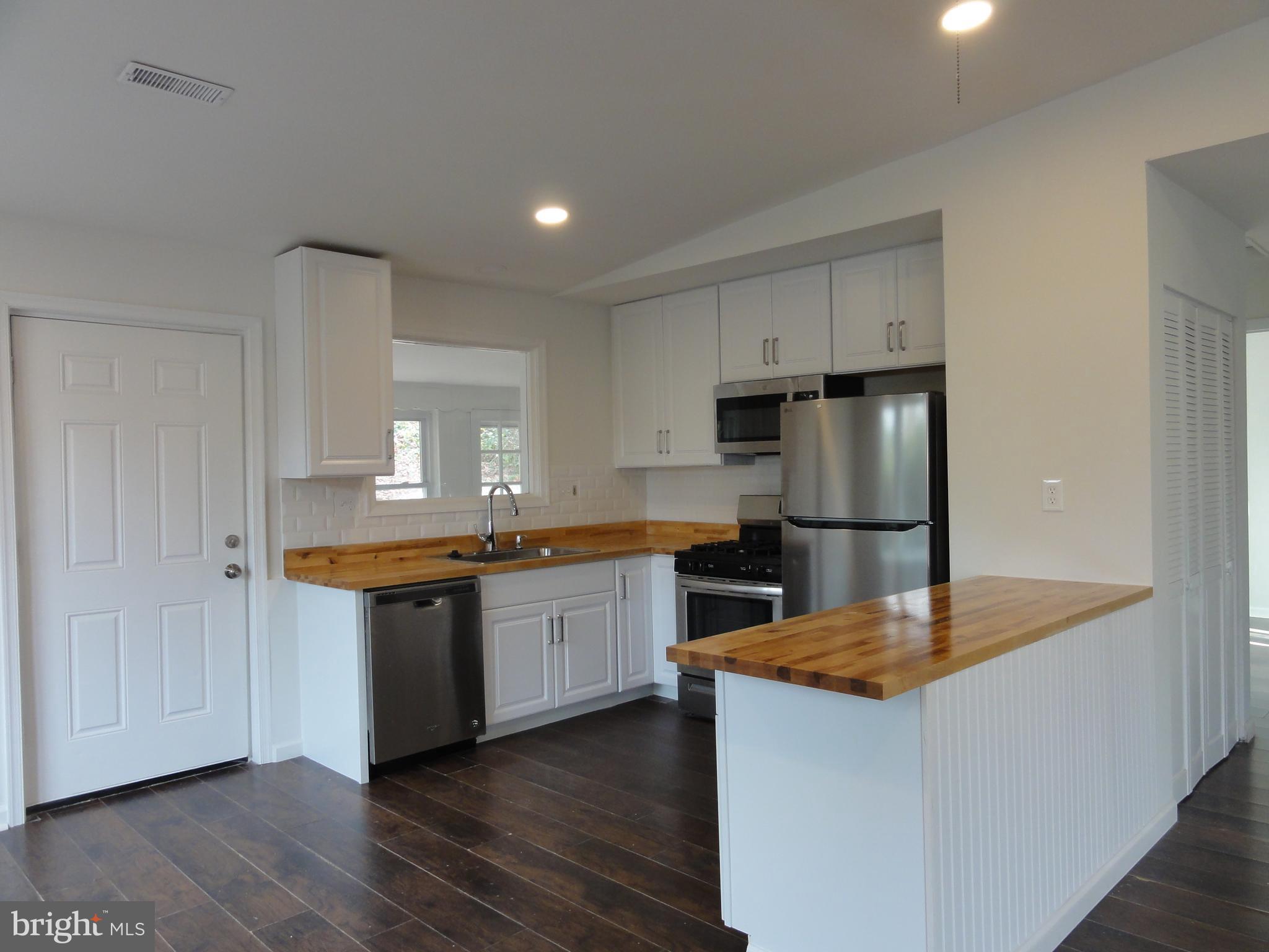 WOODLEY - Residential Lease