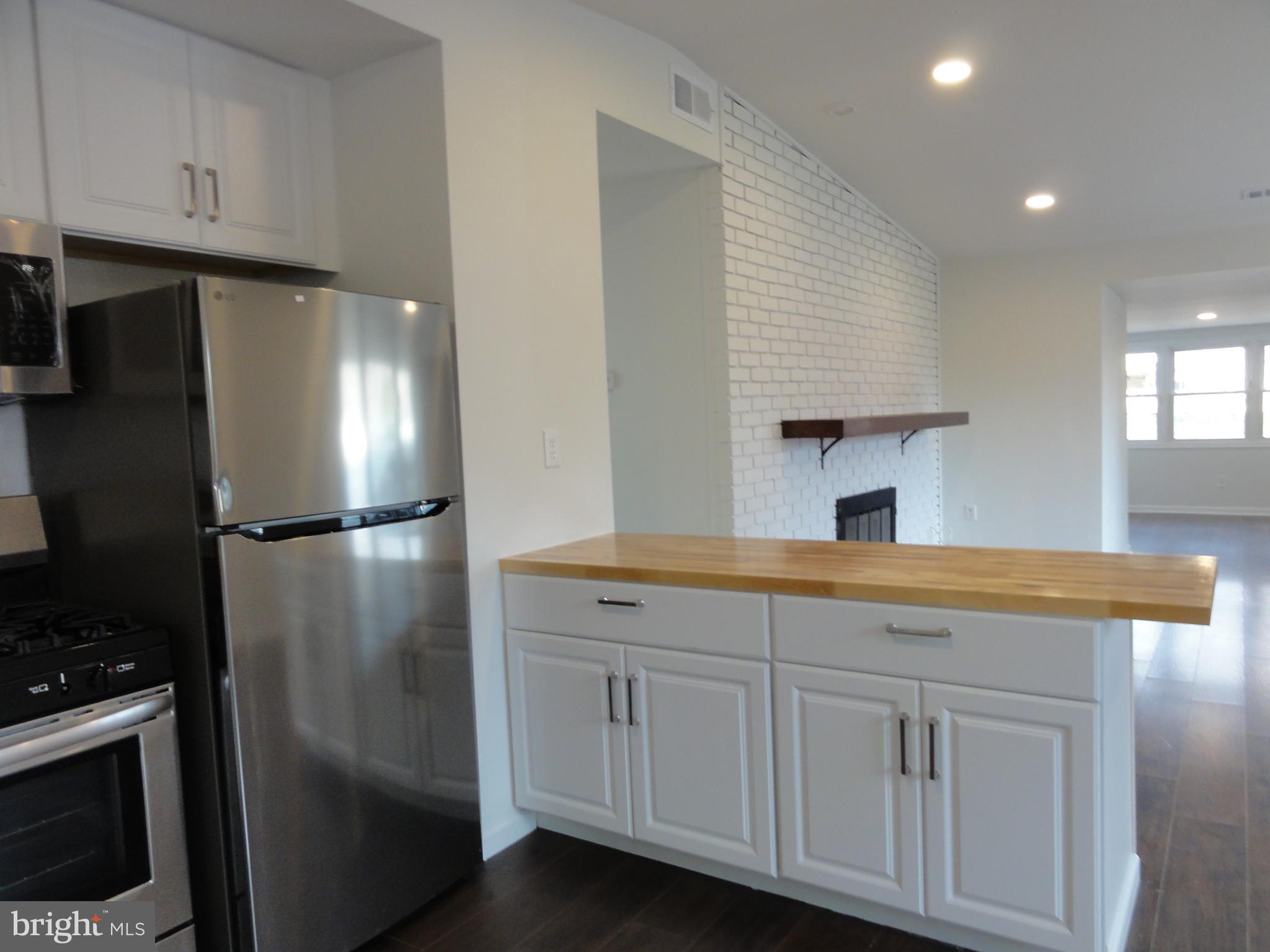 WOODLEY - Residential Lease