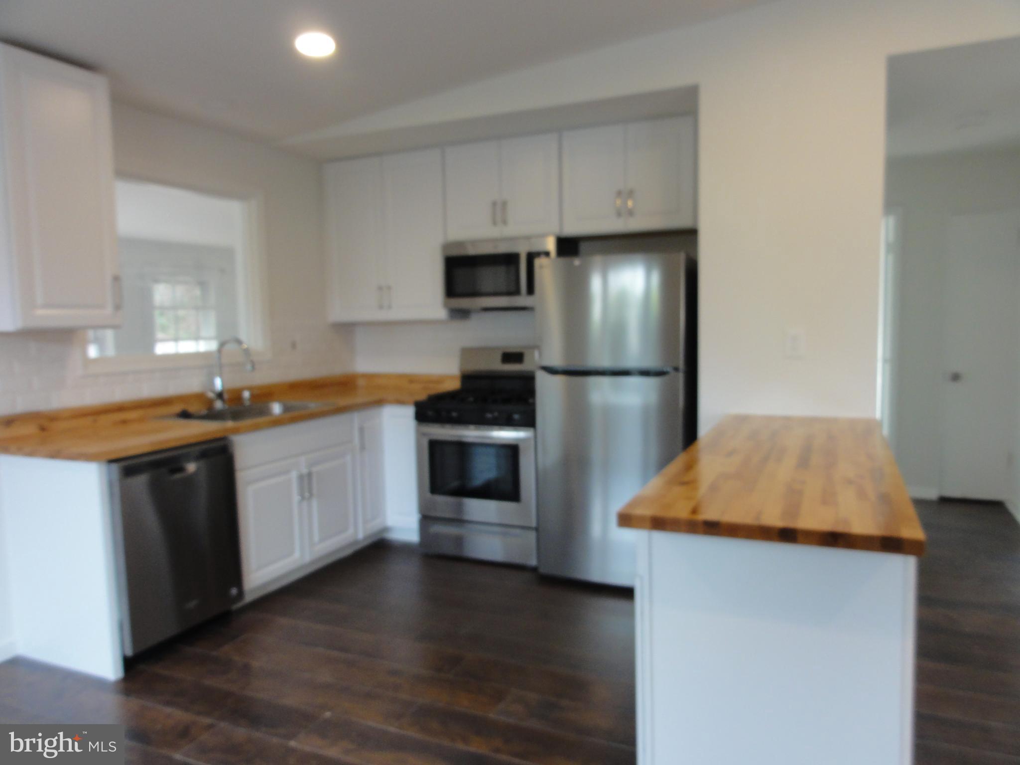 WOODLEY - Residential Lease