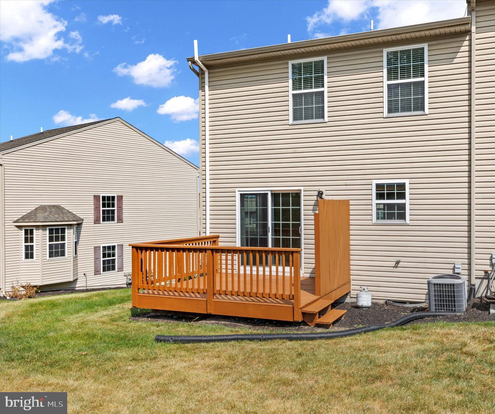 WEATHERSTONE - Residential