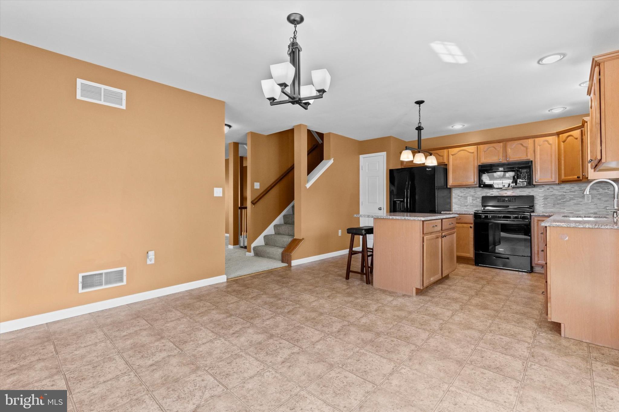 WEATHERSTONE - Residential