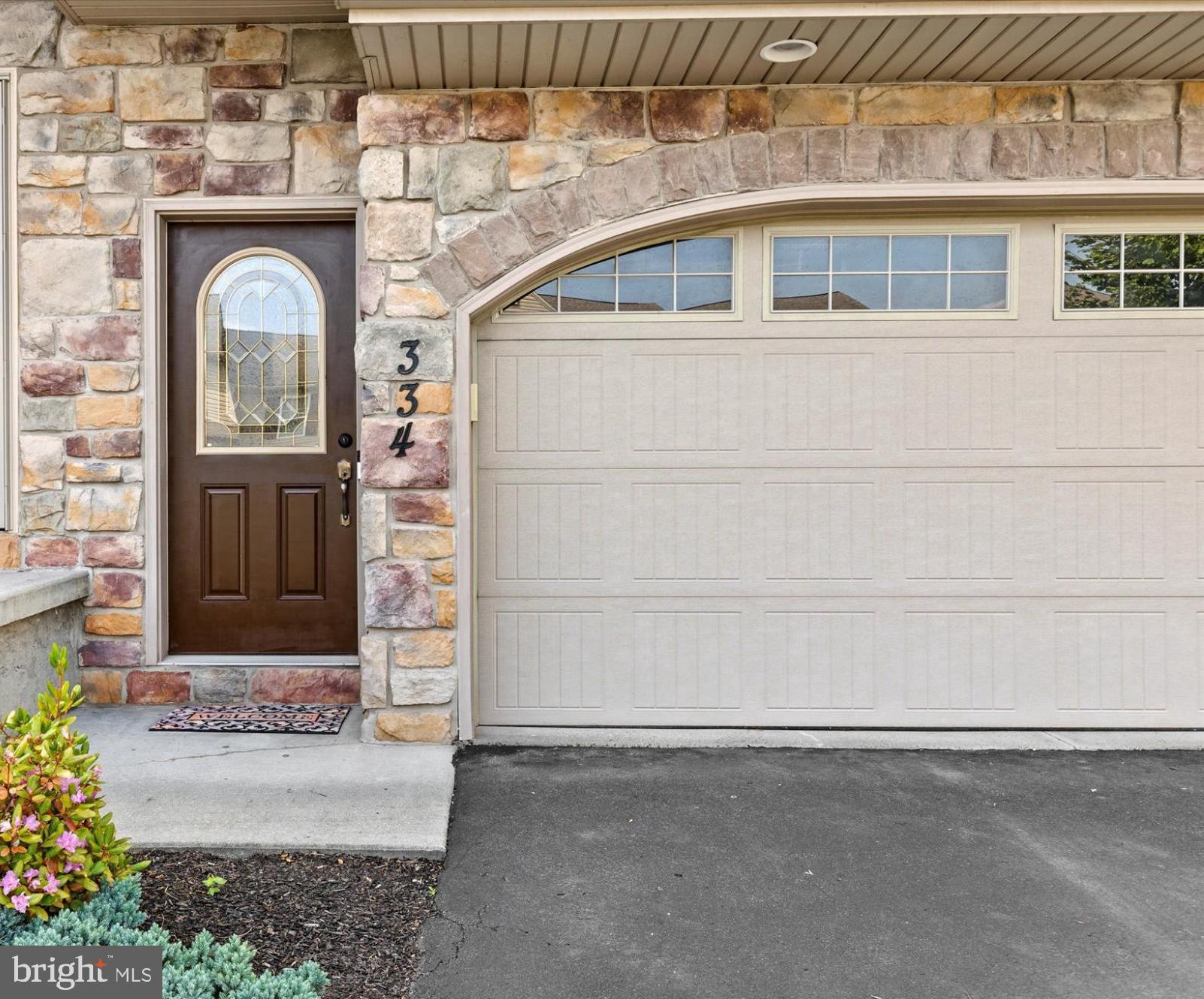 334 WEATHERSTONE DRIVE