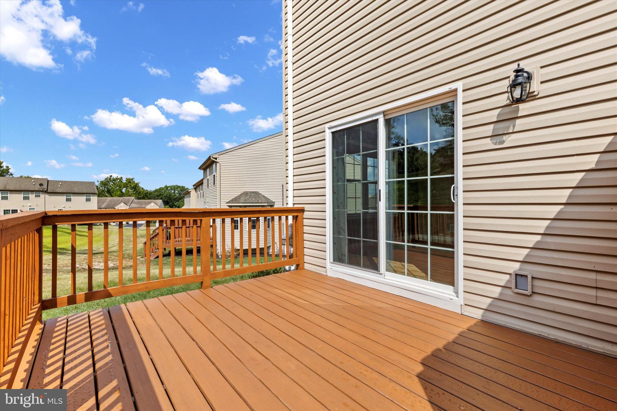 WEATHERSTONE - Residential